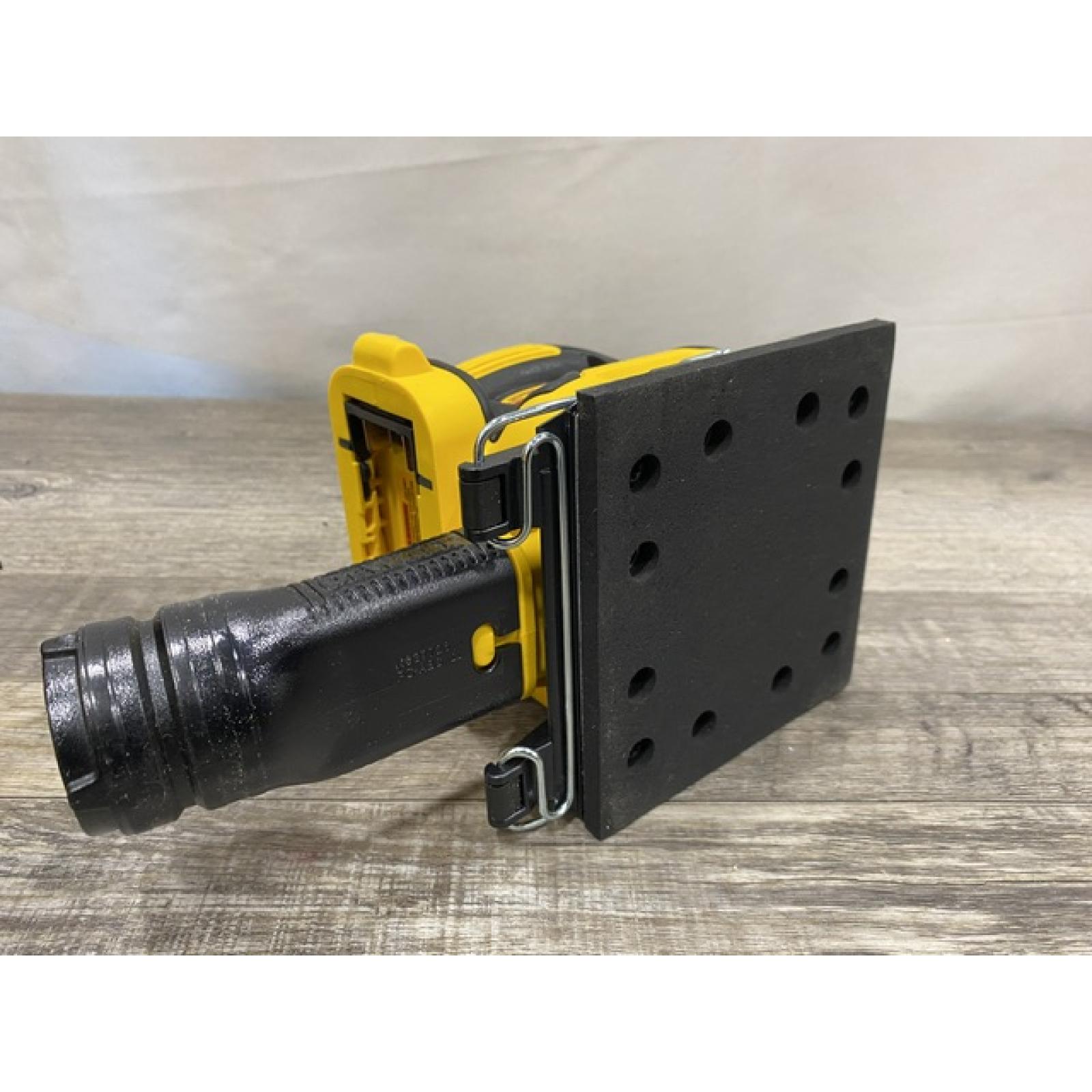 AS-IS DEWALT 20V MAX XR Cordless Brushless 1/4 Sheet Variable Speed Sander (Tool Only)