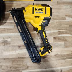 HOUSTON LOCATION - AS-IS DEWALT 20V MAX XR Lithium-Ion Cordless 2-1/2 in. 15-Gauge Finish Nailer Kit