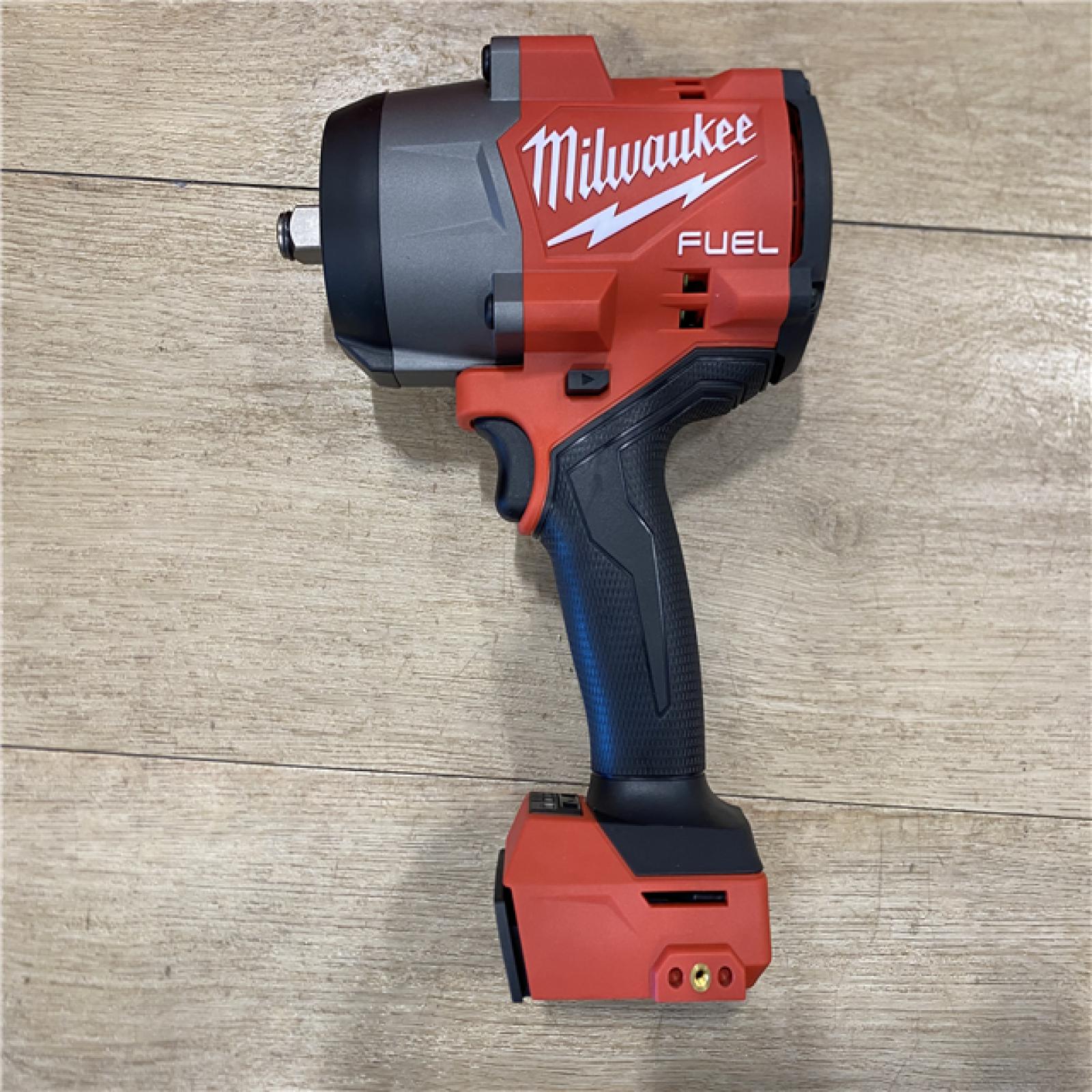 AS-IS Milwaukee FUEL 18V Lithium-Ion Brushless Cordless 1/2 in. Impact Wrench w/Friction Ring Kit