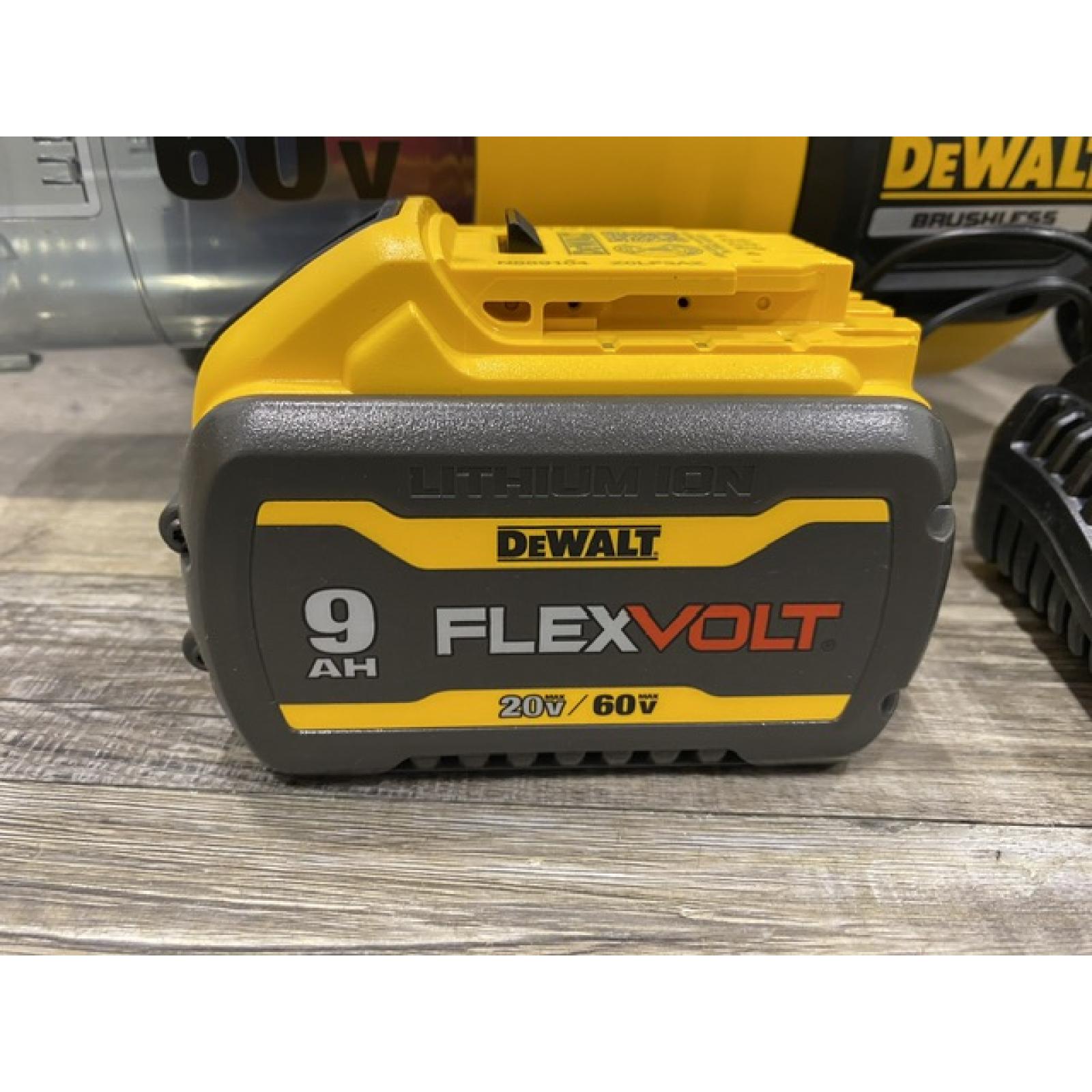 AS-IS DEWALT FLEXVOLT 60V MAX 125 MPH 600 CFM Brushless Cordless Battery Powered Blower Kit