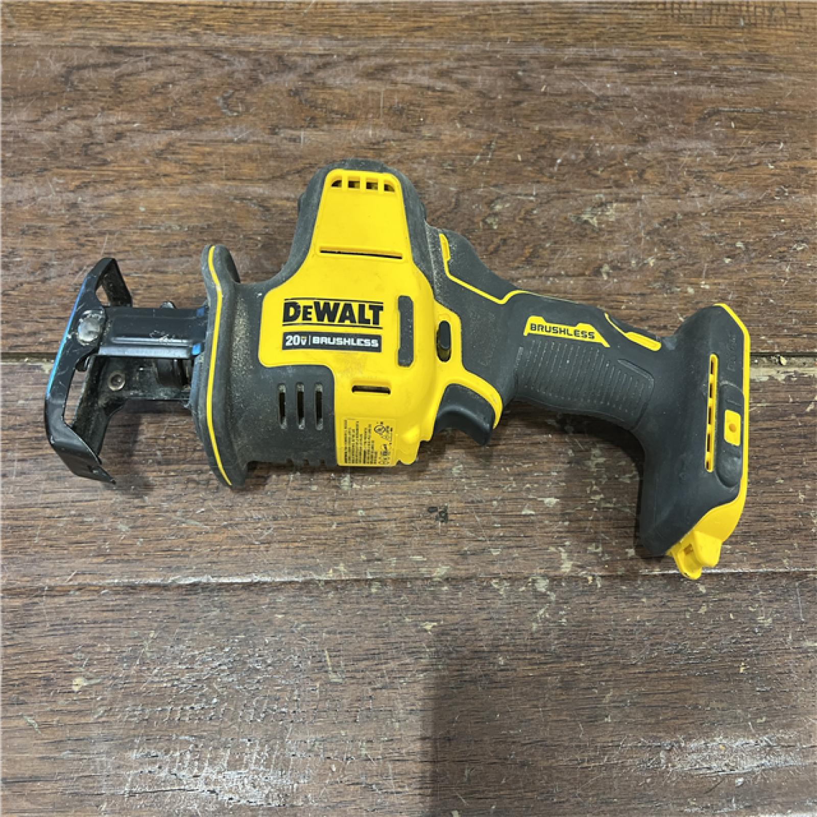 AS-IS Dewalt DCS369B ATOMIC 20V MAX Cordless One-Handed Reciprocating Saw (Tool Only)