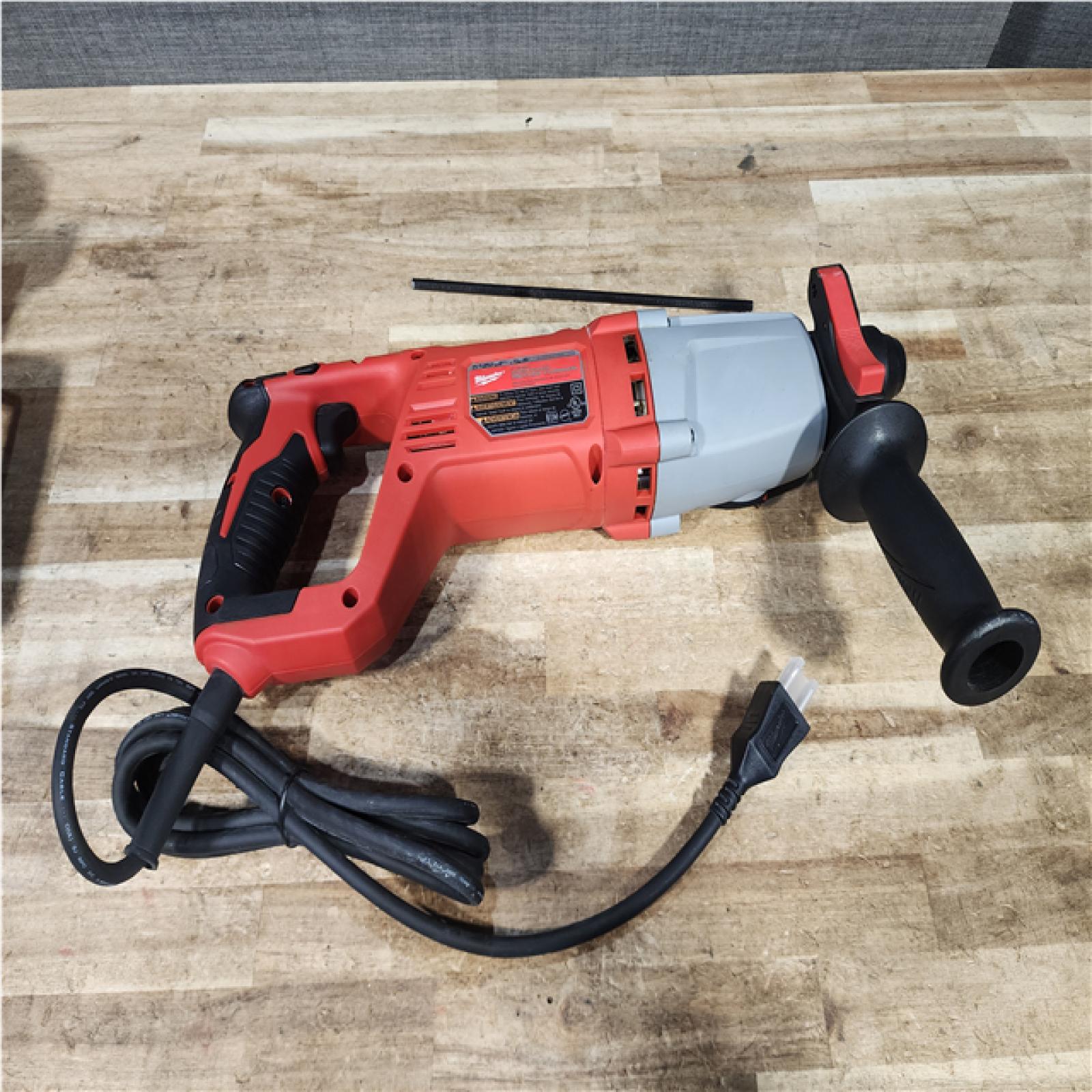 Houston Location AS-IS Milwaukee 8 Amp Corded 1 in. SDS D-Handle Rotary Hammer