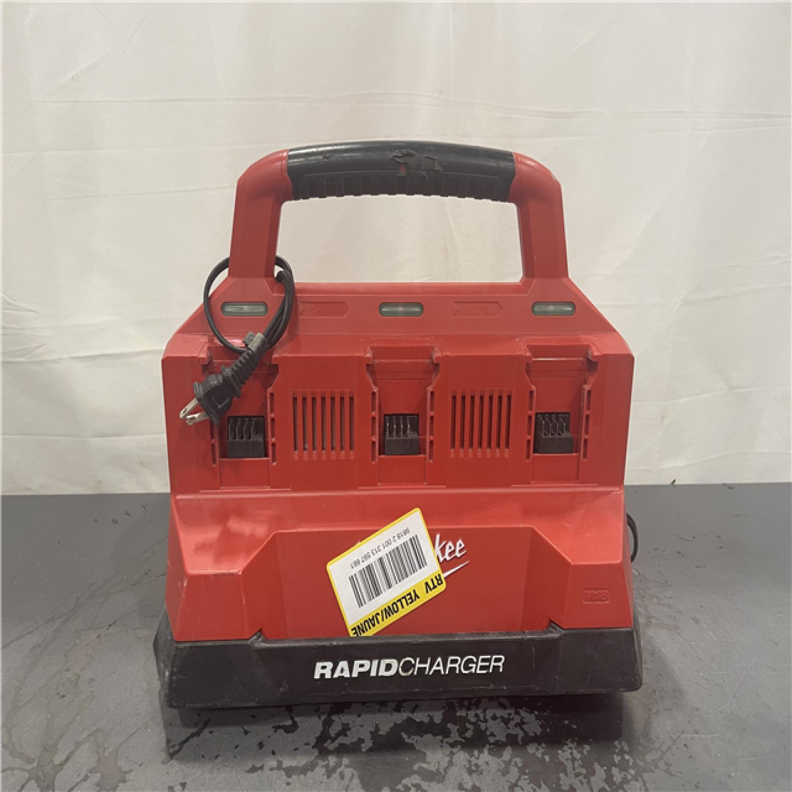 AS-IS- M18 18V Lithium-Ion PACKOUT 6-Port Rapid Charger