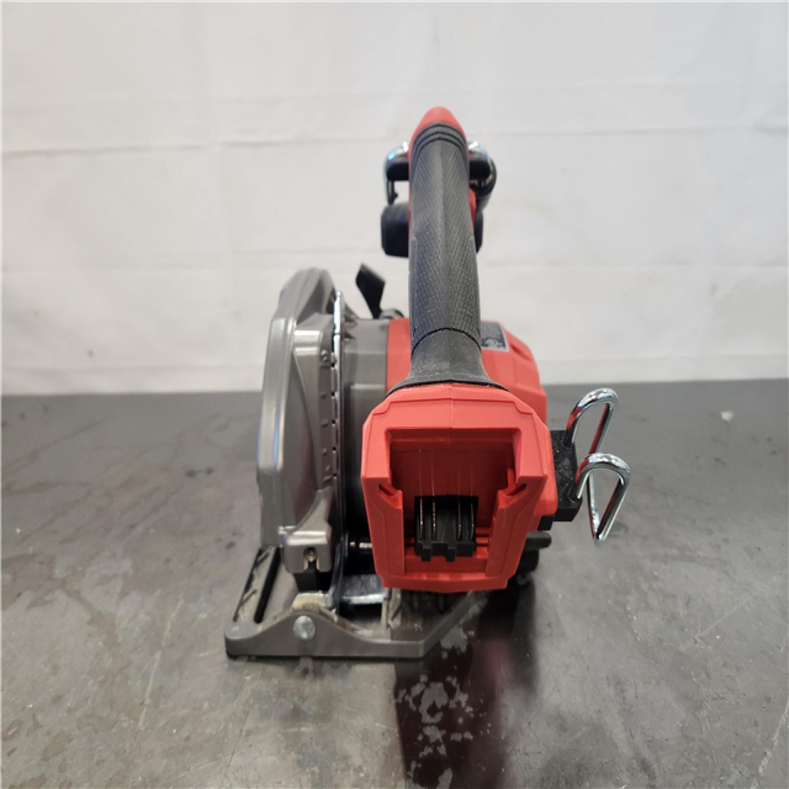 AS-IS- Milwaukee M18 FUEL 18V Lithium-Ion Brushless Cordless 6-1/2 in. Circular Saw (Tool-Only)