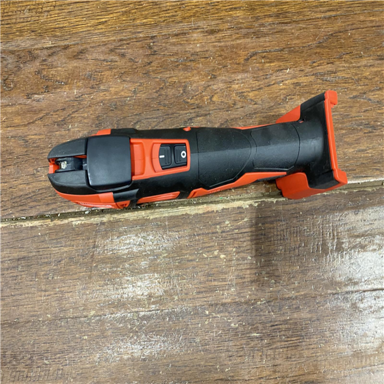 AS-IS Milwaukee 2626-20 M18 Lithium-Ion Cordless Multi-Tool (Tool Only)