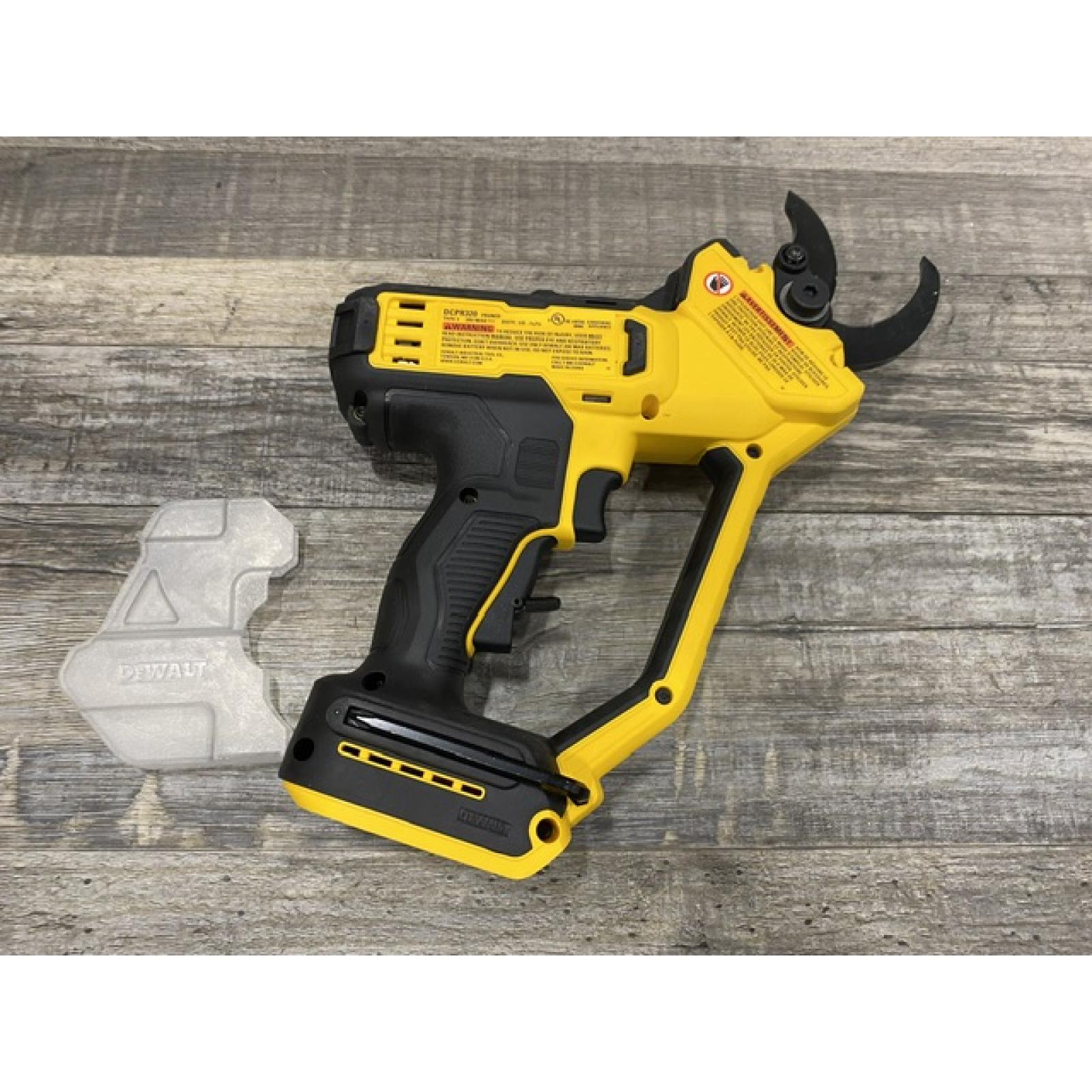 AS-IS DEWALT 20V MAX Cordless Battery Powered Pruner Kit