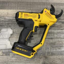 AS-IS DEWALT 20V MAX Cordless Battery Powered Pruner Kit