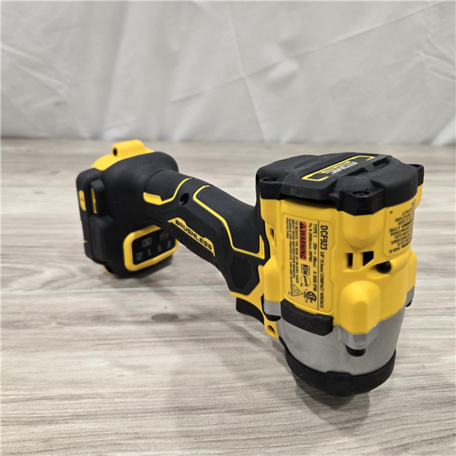 AS-IS DeWalt 20V MAX ATOMIC 3/8 in. Cordless Impact Wrench Tool Only