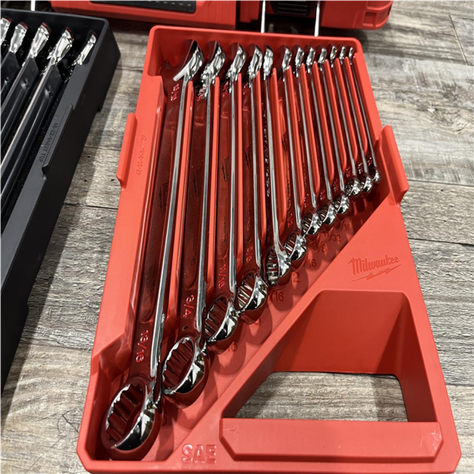 AS-IS Milwaukee Metric/SAE Combination Wrench Set with PACKOUT Organizer (30-Piece)