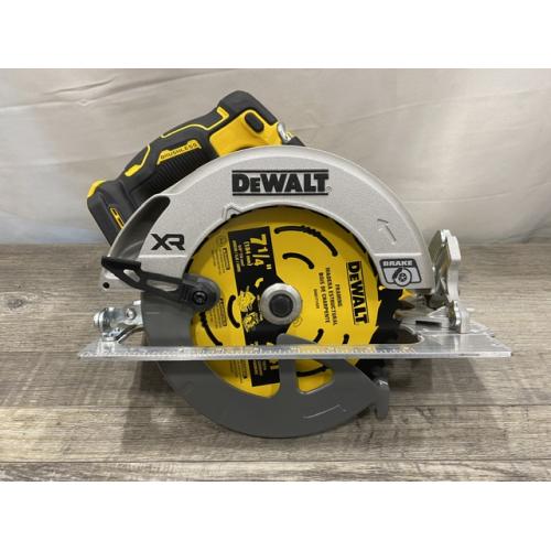 AS-IS DEWALT 20-Volt MAX 7-1/4 in. Cordless Circular Saw (Tool Only)