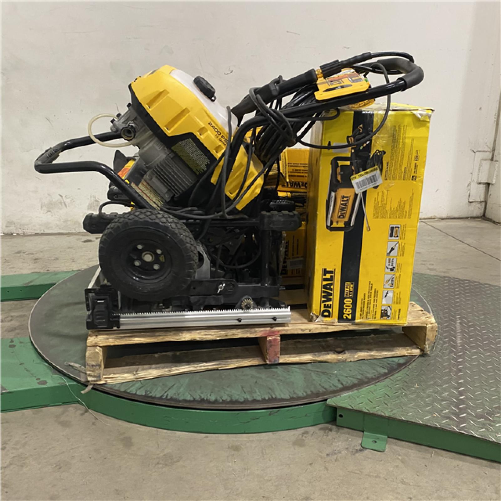 Dallas Location - As-Is DEWALT Tool Pallet