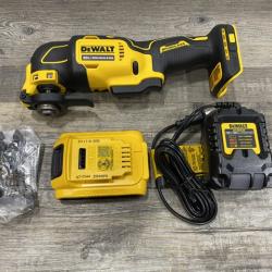 AS-IS DEWALT ATOMIC 20V MAX Cordless Brushless Oscillating Multi Tool Kit