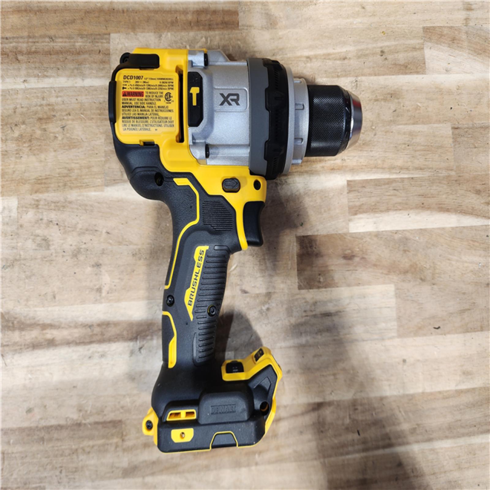 HOUSTON LOCATION - AS-IS (APPEAR LIKE NEW) DEWALT 20V XR Lithium-Ion Cordless Hammer Drill Kit (Battery & Charger)