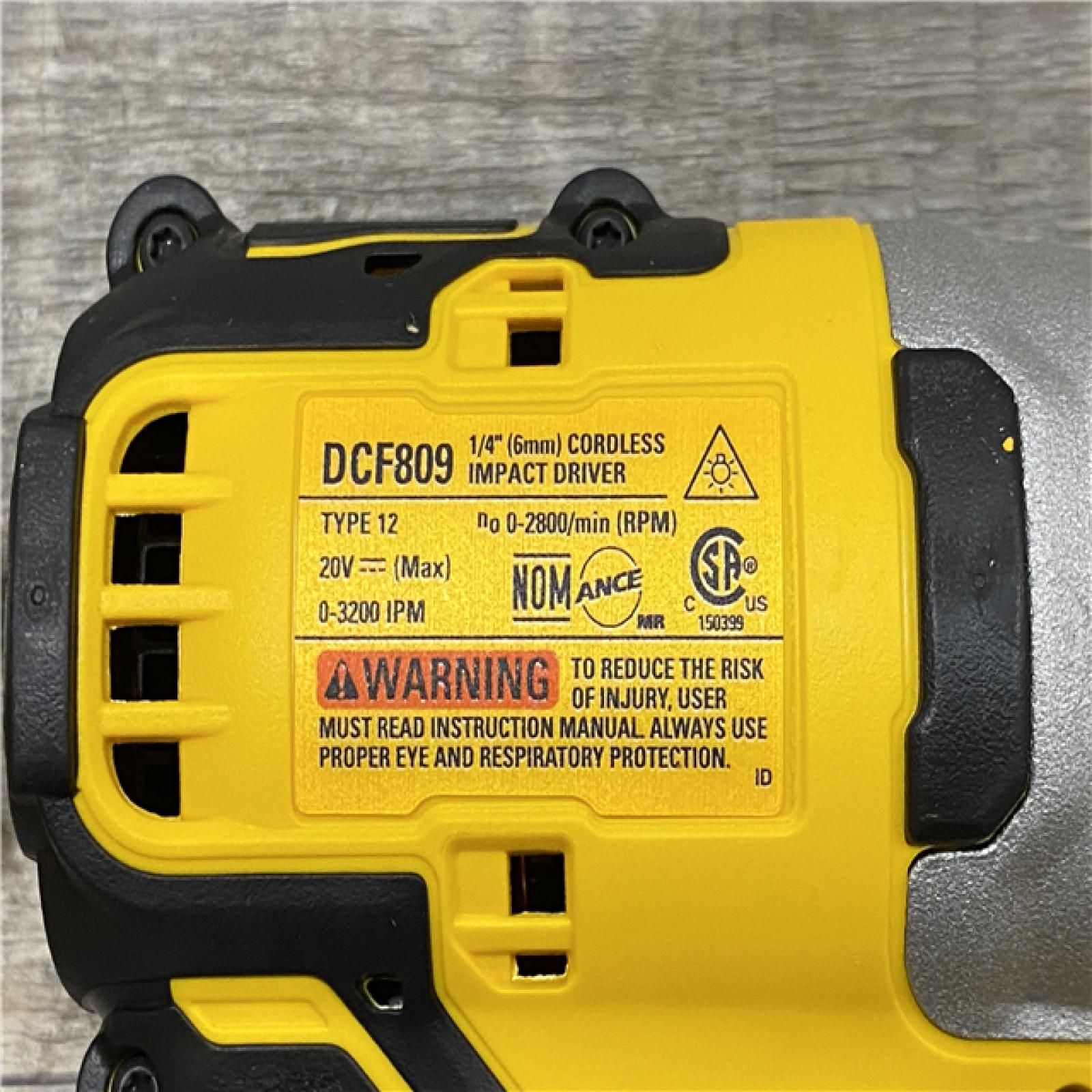 AS-IS DEWALT ATOMIC 20-Volt Lithium-Ion Cordless Brushless (4-Tool) Combo Kit