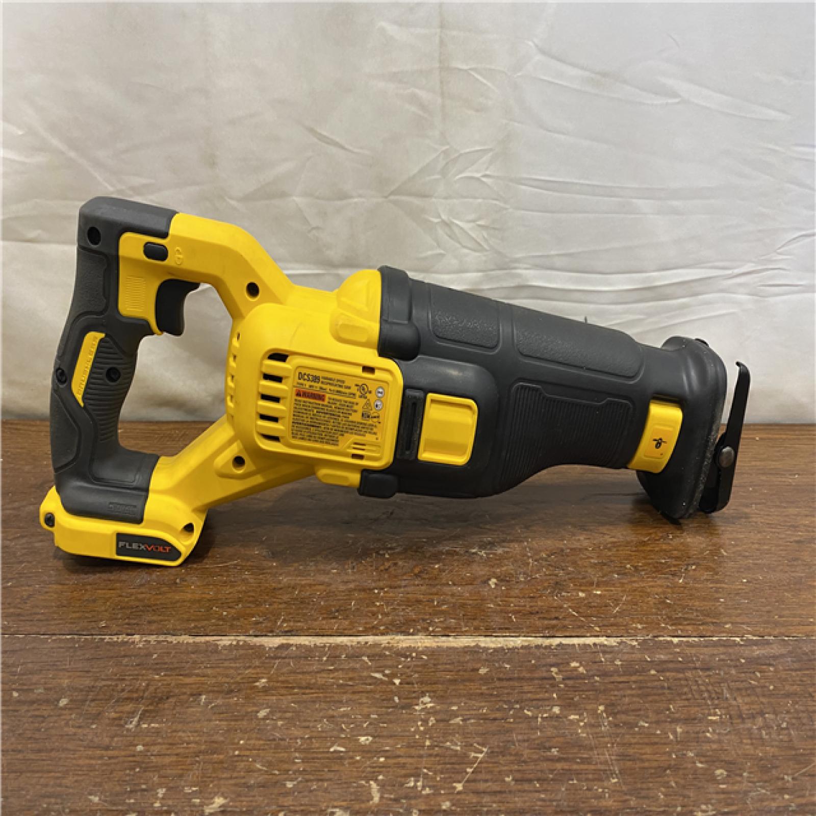 AS-IS DeWalt DCS389B FLEXVOLT 60V MAX Cordless Brushless Reciprocating Saw (Tool-Only)