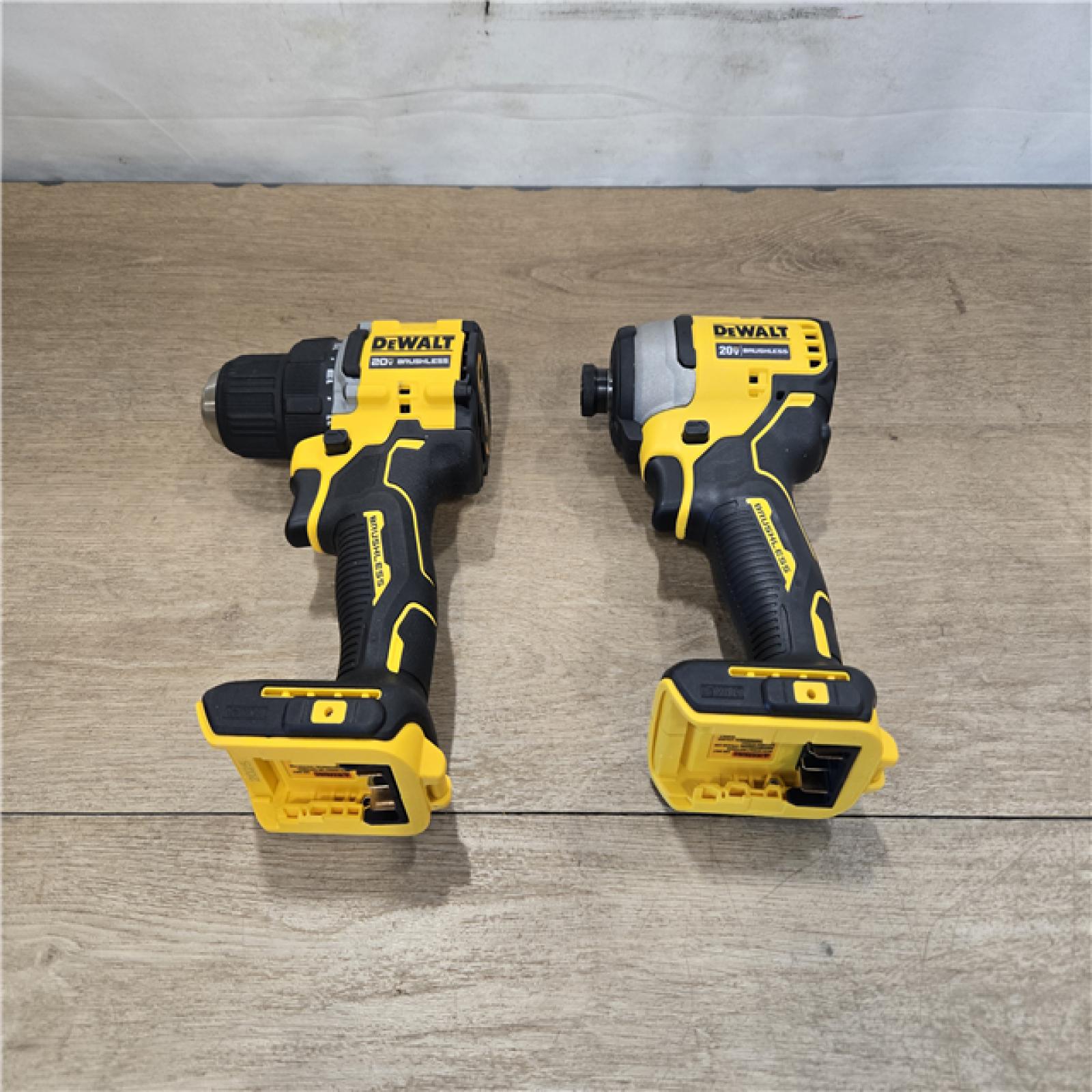 AS-IS DEWALT ATOMIC 20-Volt MAX Lithium-Ion Cordless Combo Kit