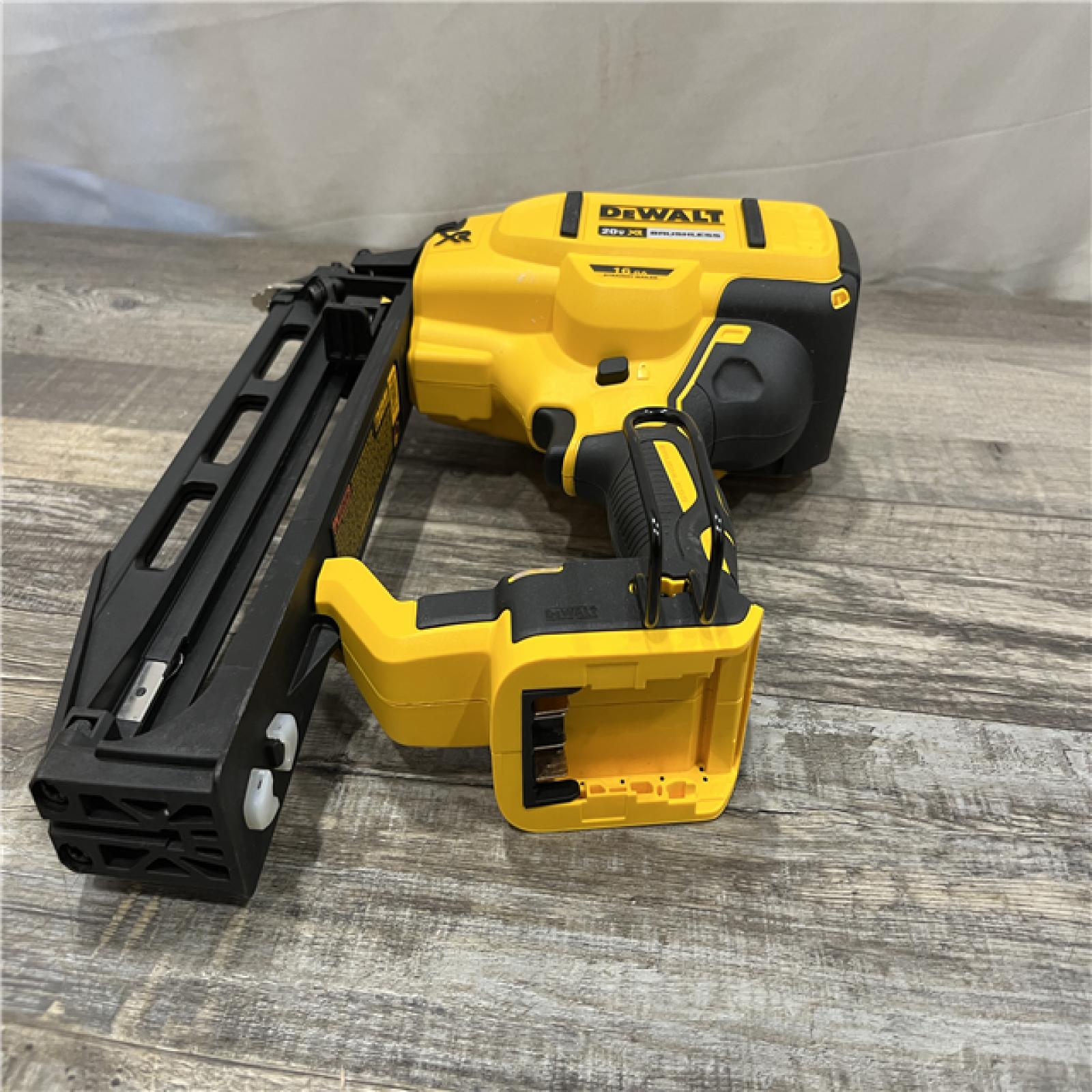 AS-IS DEWALT 20V MAX XR 16-Gauge Lithium-Ion Cordless Finish Nailer (Tool Only)