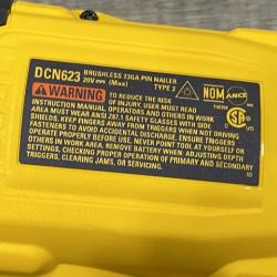 AS-IS DEWALT ATOMIC 20V MAX Lithium Ion Cordless 23 Gauge Pin Nailer Kit