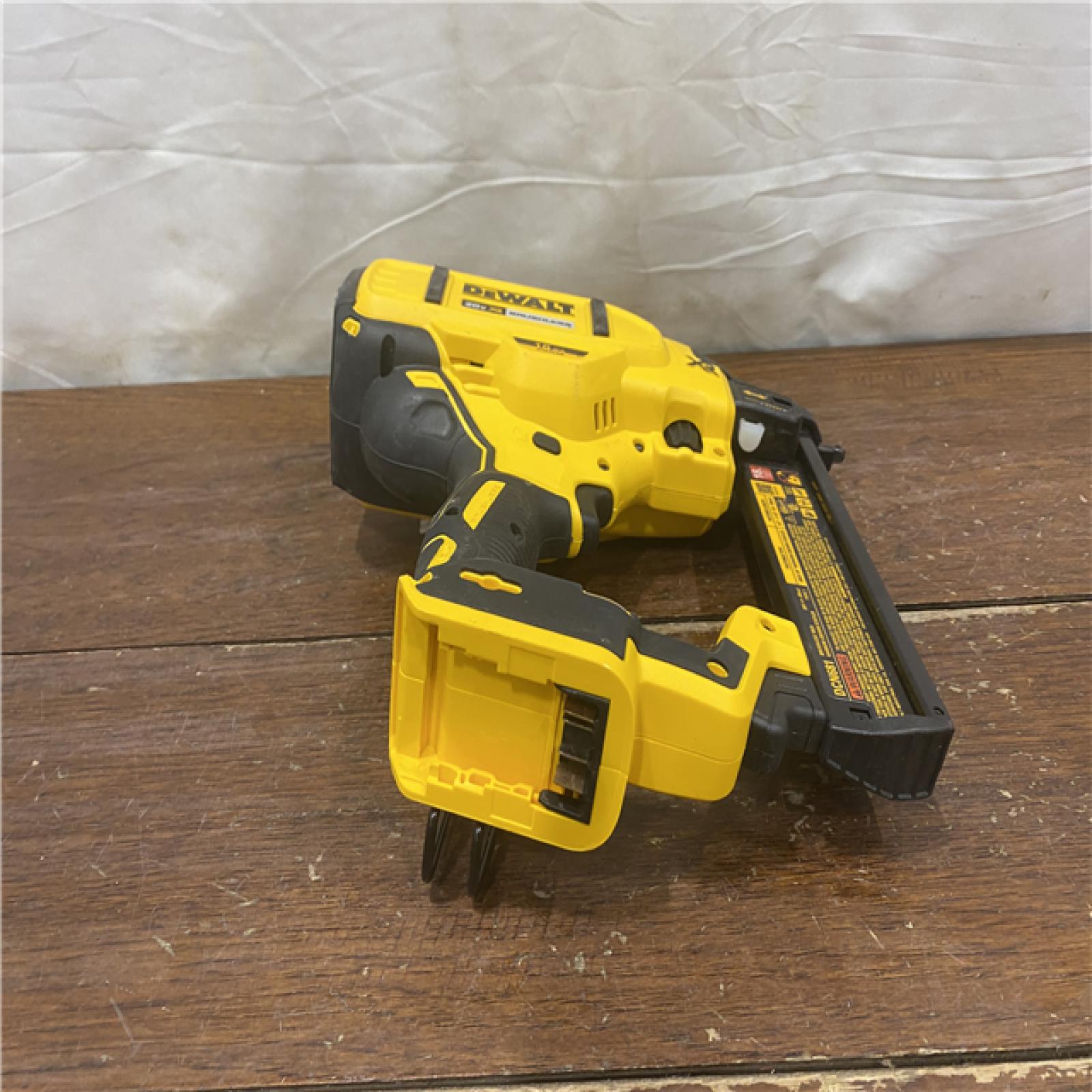 AS-IS DEWALT Cordless 18-Gauge Narrow Crown Stapler (Tool Only)