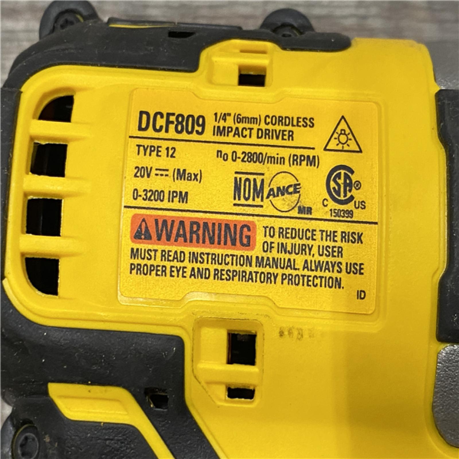 AS-IS DEWALT Atomic 20V Max Lithium-Ion Brushless Cordless Compact 1/4 in. Impact Driver Kit