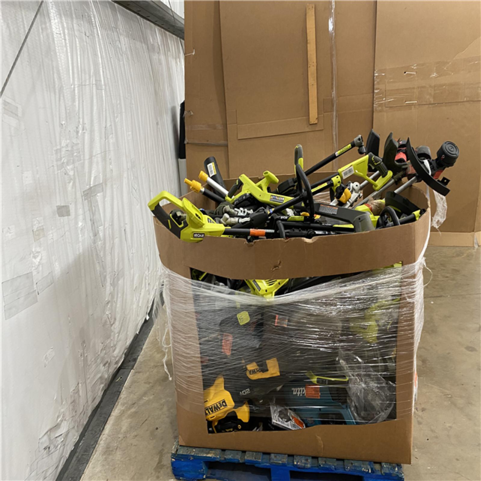 Houston Location AS IS - Tool Pallet