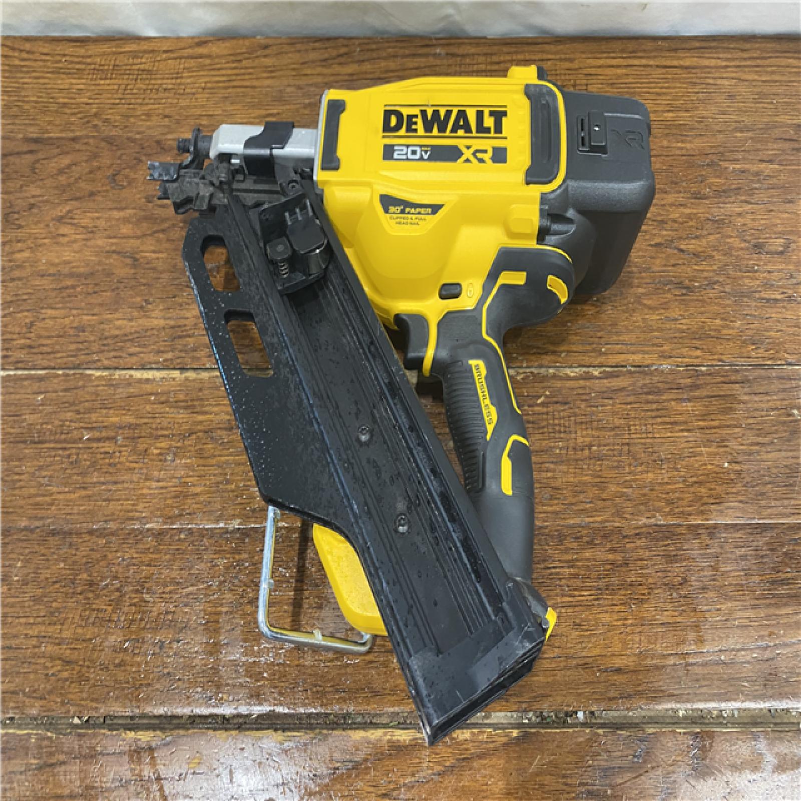 AS-IS DEWALT 20-Volt 30° Cordless Framing Nailer (Tool-Only)