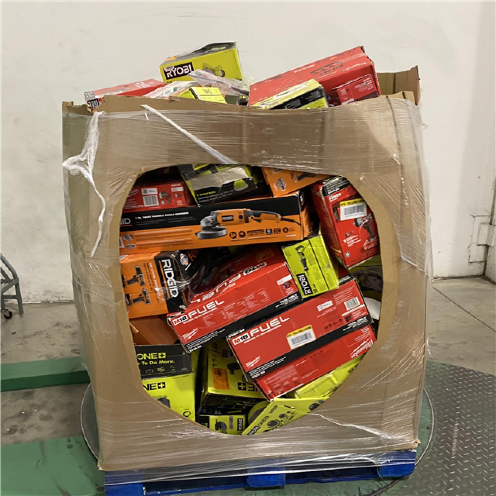 DALLAS LOCATION- AS-IS TOOLS PALLET