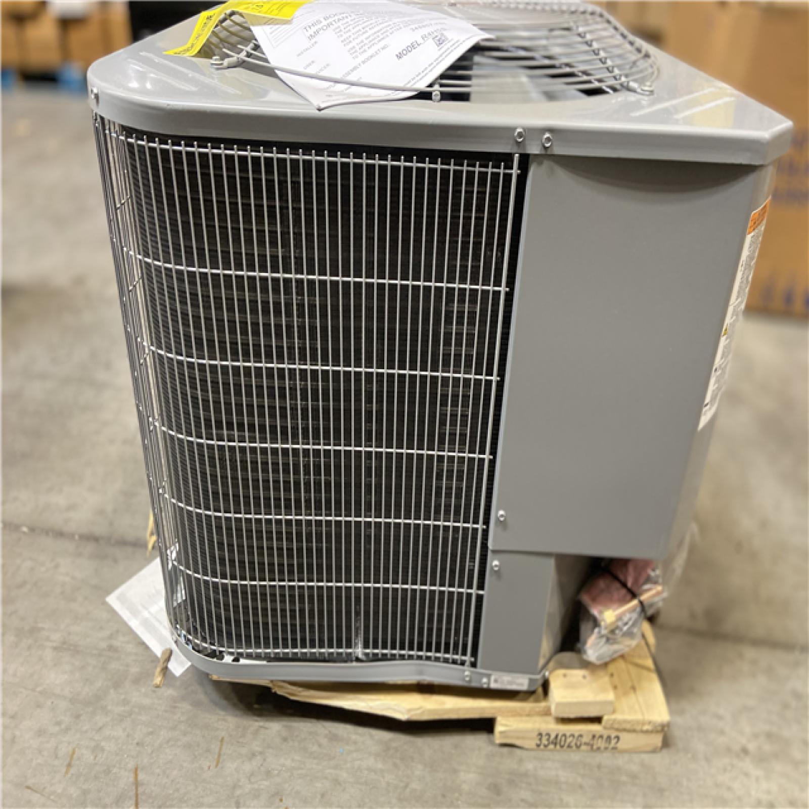 DALLAS LOCATION - Smartcomfort® by Carrier 2.5 Ton 14.3 Seer2 Heat Pump