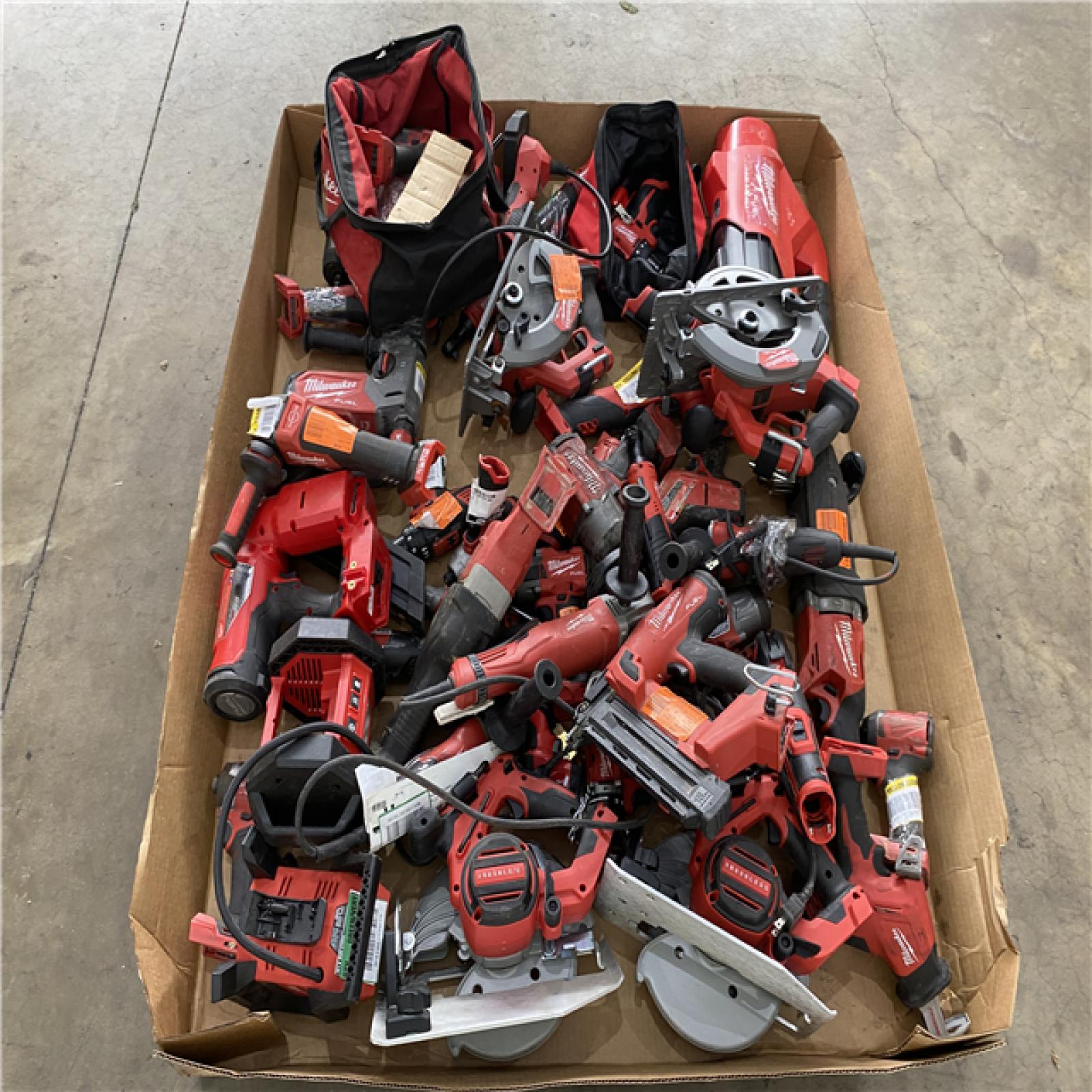Houston Location AS IS - Tool Pallet