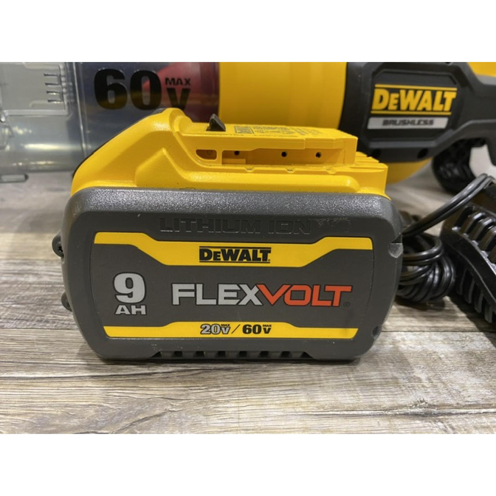 AS-IS DEWALT FLEXVOLT 60V MAX 125 MPH 600 CFM Brushless Cordless Battery Powered Blower Kit