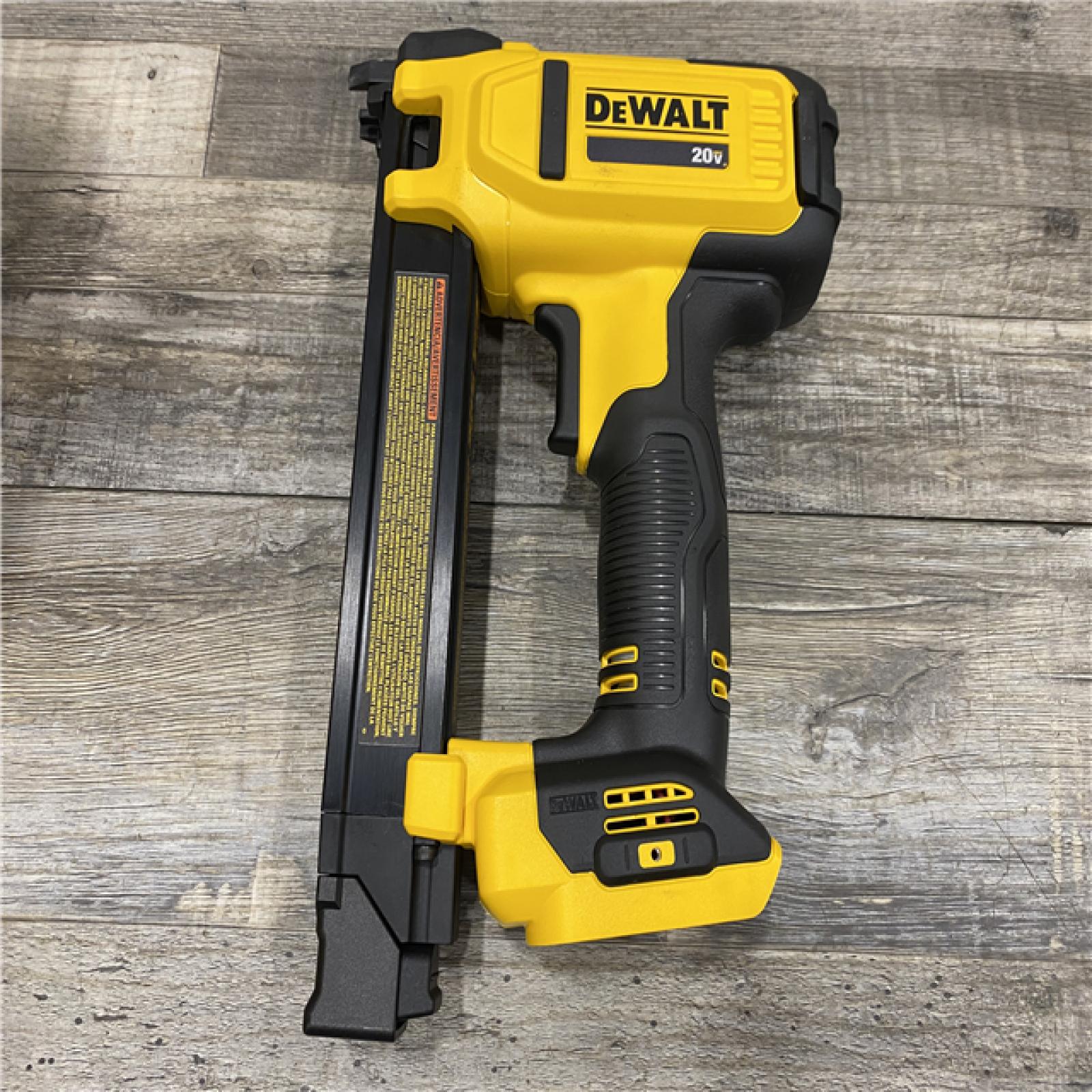 AS-IS DEWALT 20V MAX Lithium-Ion Cordless Cable Stapler with 2.0Ah Battery  Charger and Bag