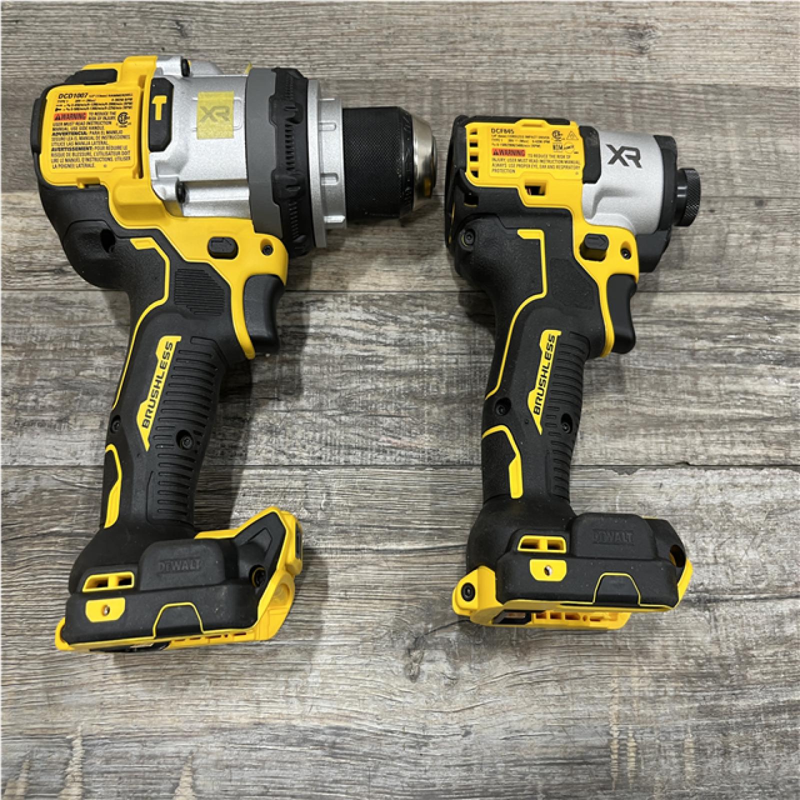 AS-IS DEWALT 20V XR Lithium-Ion Cordless Brushless 1/2 in. Drill/Driver Kit