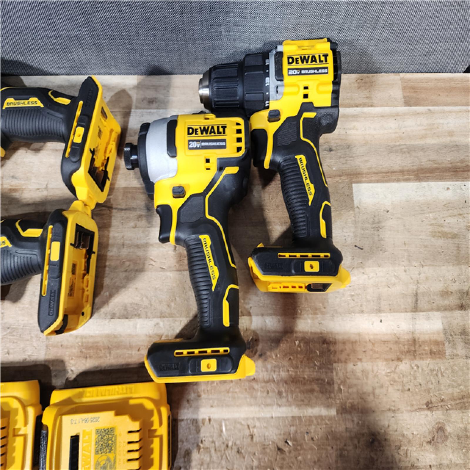 HOUSTON LOCATION - AS - IS DEWALT ATOMIC 20-Volt Lithium-Ion Cordless Brushless (4-Tool) Combo Kit