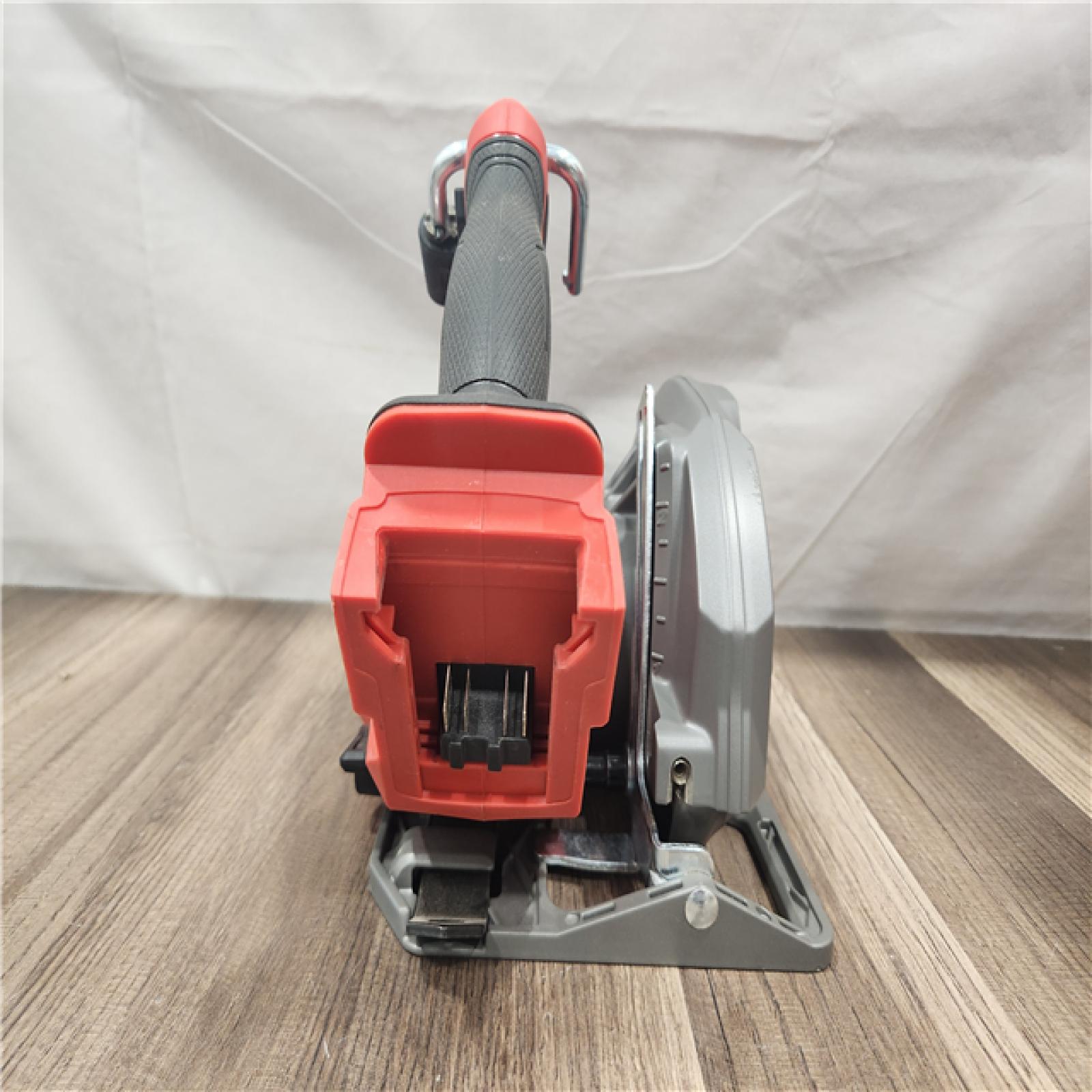 AS-IS- Milwaukee M18 FUEL 7-1/4 Inch Circular Saw (TOOL ONLY)