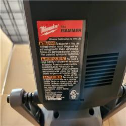 Phoenix Location Milwaukee MX FUEL 70 KG hammer Kit with (2) MX FUEL FORGE HD12.0 Batteries and (1) MX FUEL Super Charger