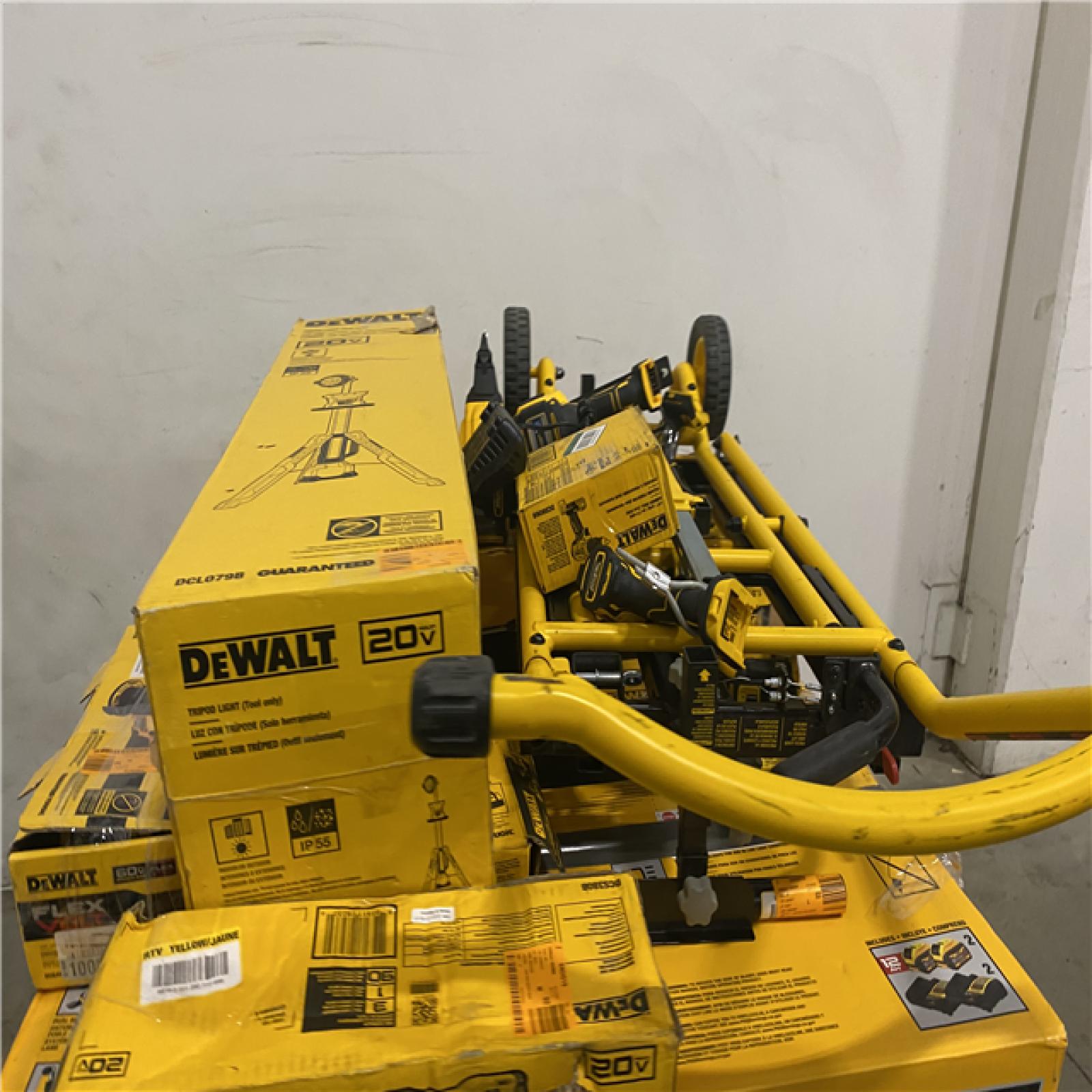 Dallas Location - As-Is DEWALT Tool Pallet