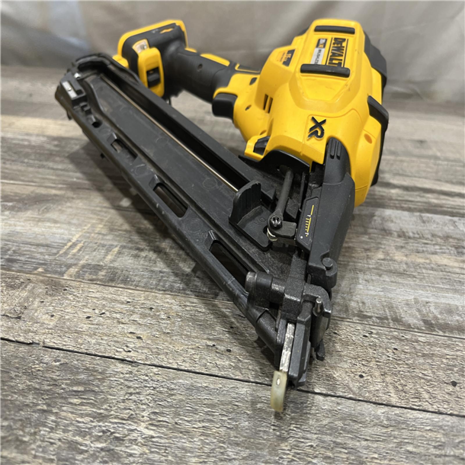 AS-IS DEWALT Cordless 20V MAX XR Angled Finish Nailer (Tool Only)