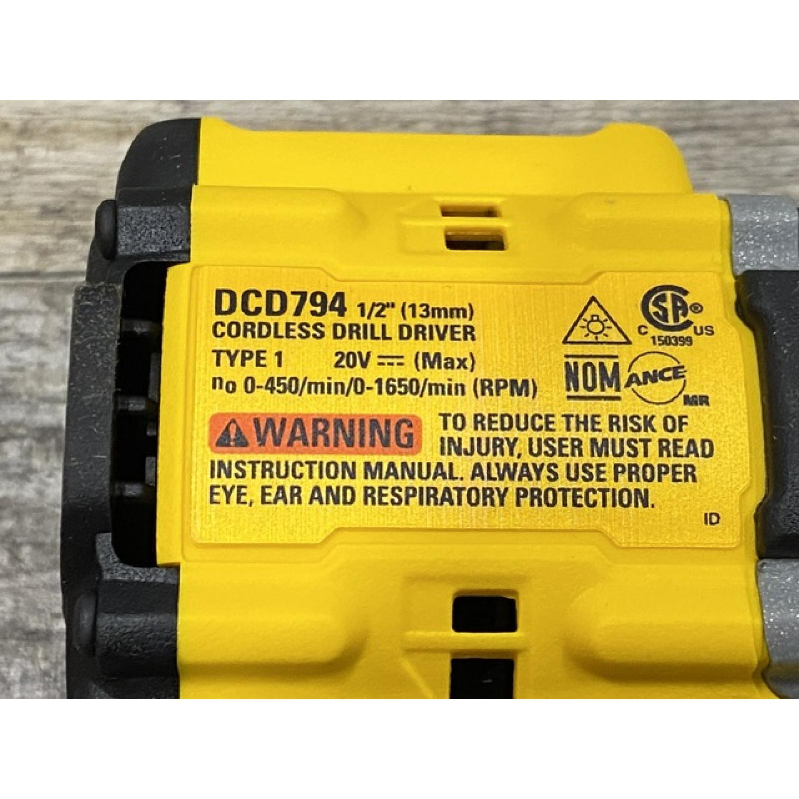 AS-IS DEWALT Atomic 20V Lithium-Ion Cordless Compact 1/2 in. Drill/Driver Kit