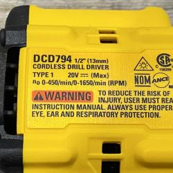 AS-IS DEWALT Atomic 20V Lithium-Ion Cordless Compact 1/2 in. Drill/Driver Kit