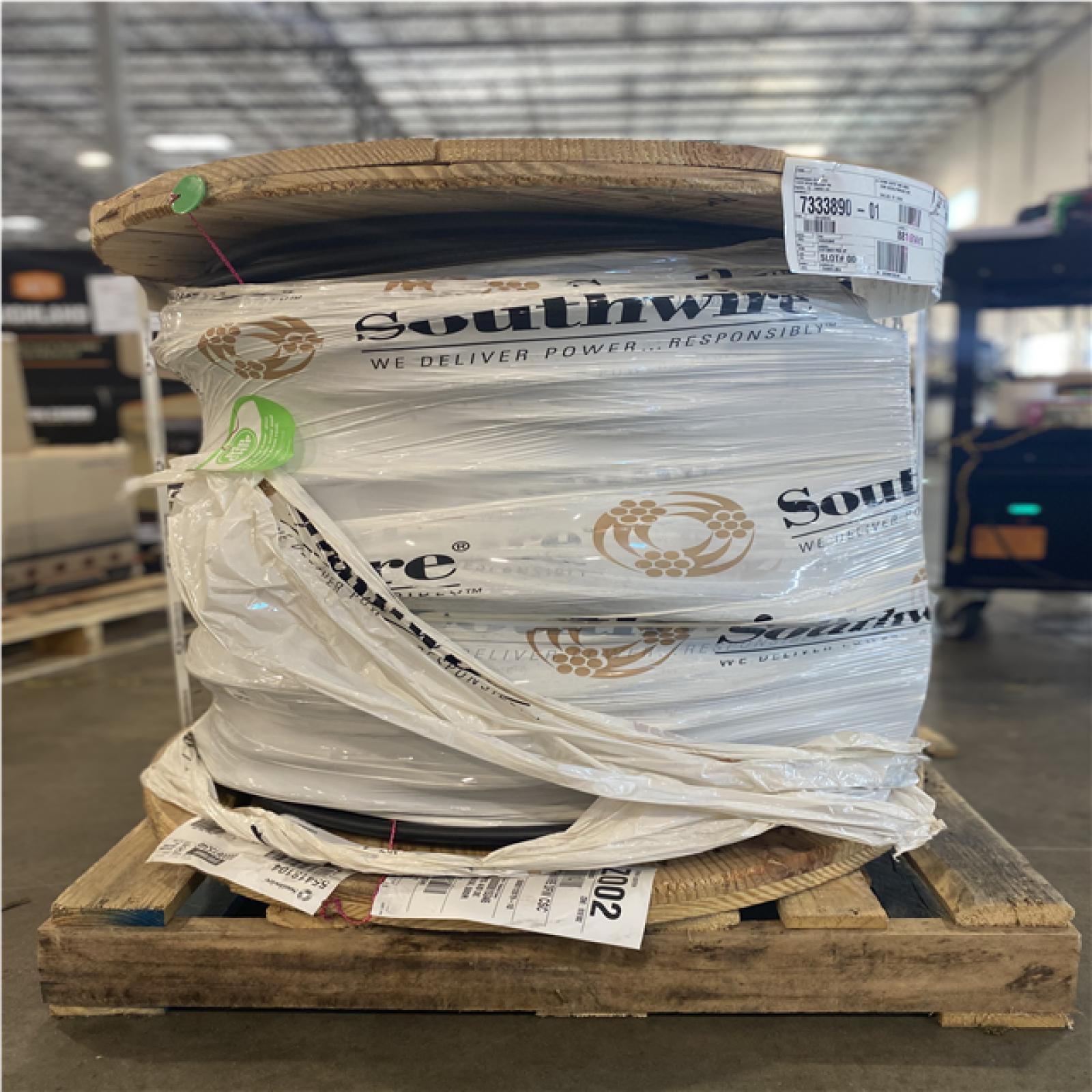 DALASL LOCATION- SOUTHWIRE SOUTHWIRE 500 FT. 4/0-4/0-2/0 Black Stranded AL TRIPLEX URD Cable 500R