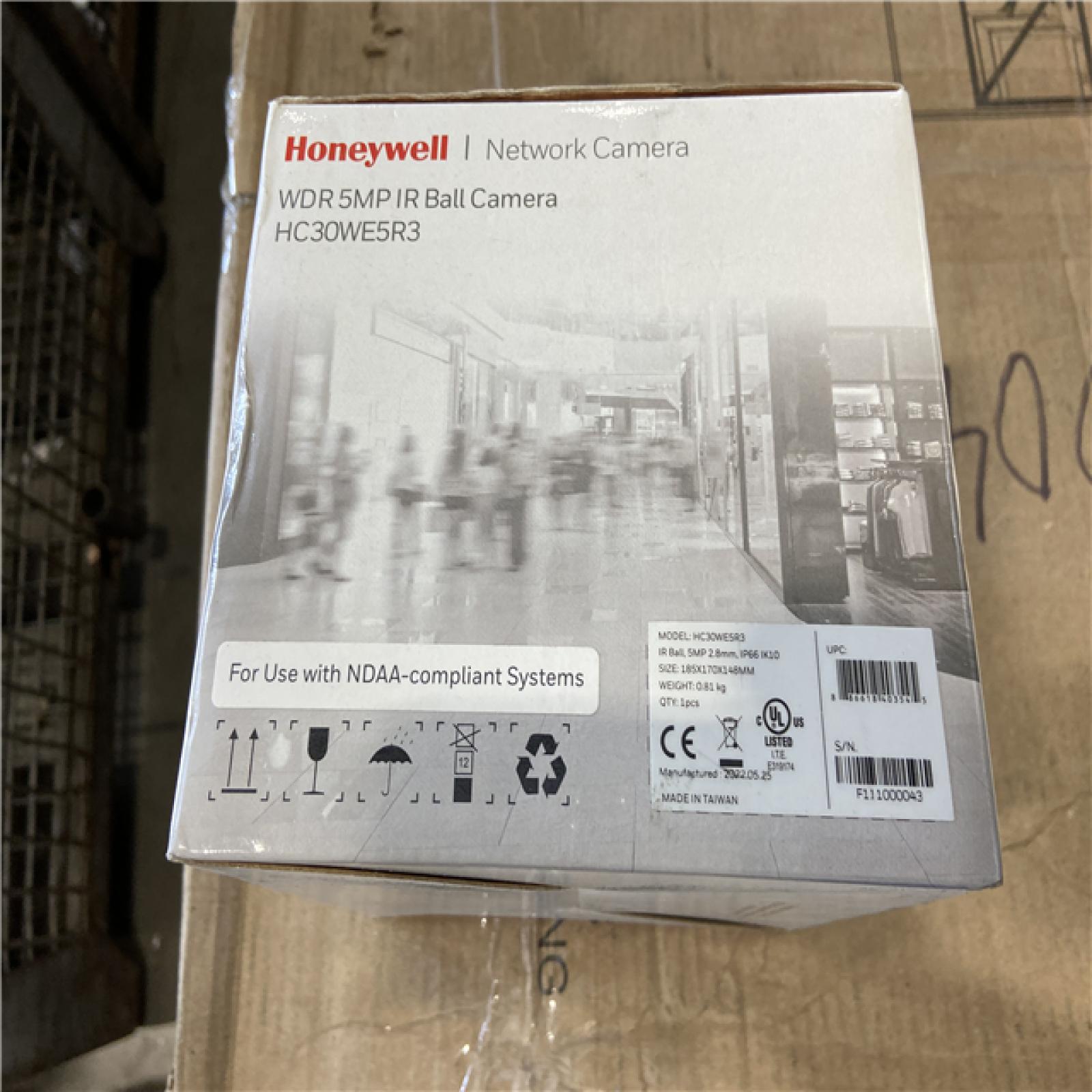 NEW! - Honeywell HC35W25R3 35 Series 5MP IR Fixed Micro WDR IP Dome Camera, 2.8mm Lens, White