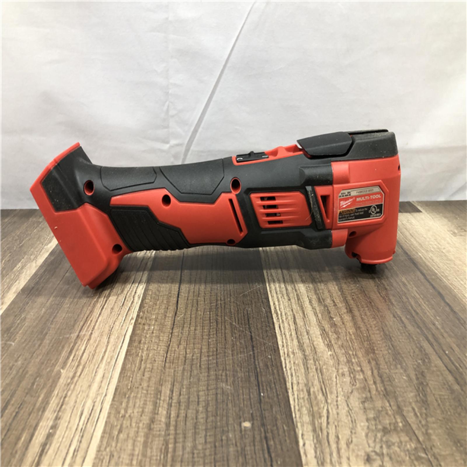 AS-IS Milwaukee 18V Lithium-Ion Cordless Oscillating Multi-Tool (Tool-Only)