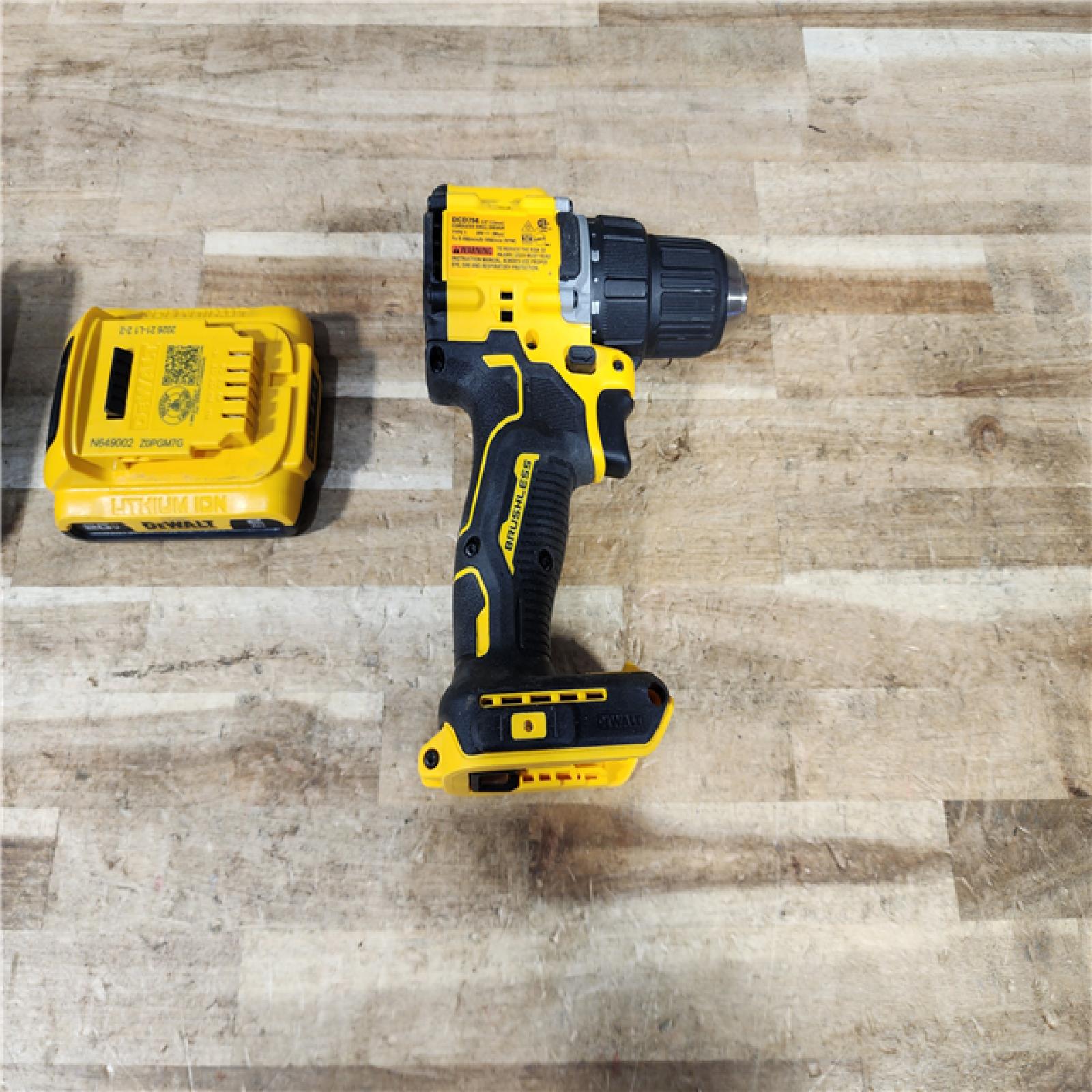 HOUSTON LOCATION - AS - IS DEWALT Atomic 20V Lithium-Ion Cordless Compact 1/2 in. Drill/Driver Kit