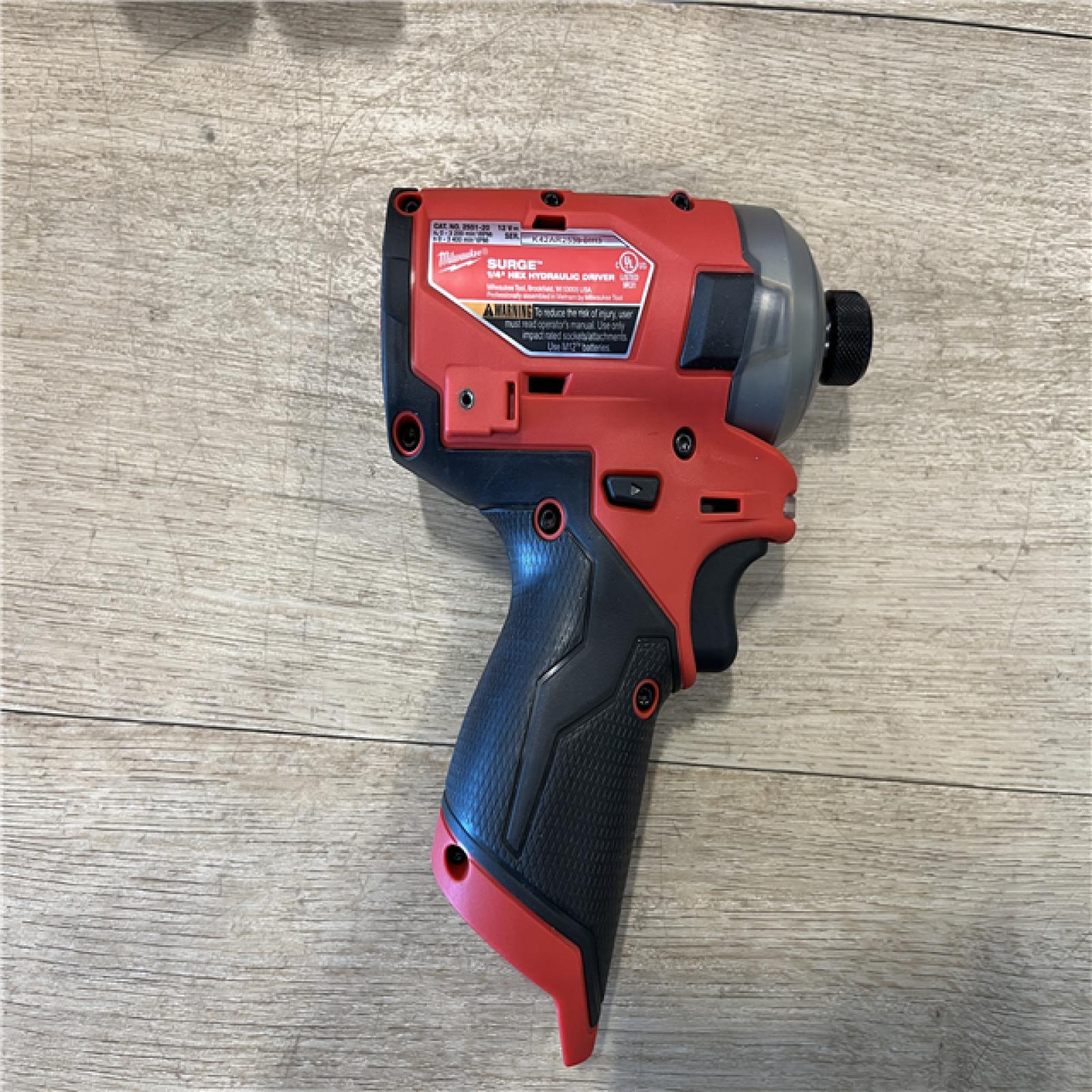 AS-IS Milwaukee FUEL SURGE 12V Lithium-Ion Brushless Cordless 1/4 in. Hex Impact Driver Compact Kit