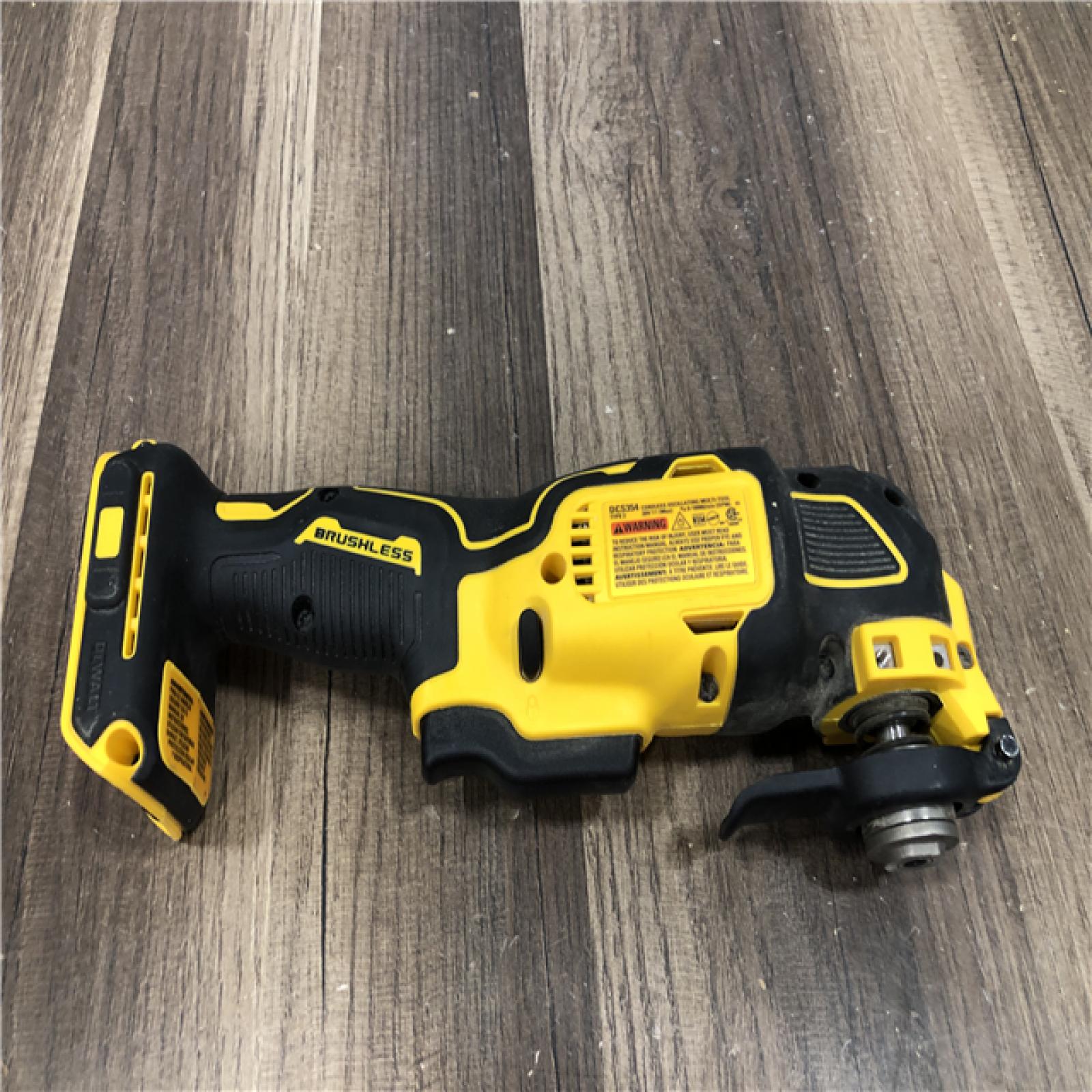 AS-IS DEWALT ATOMIC 20V MAX Cordless Brushless Oscillating Multi Tool (Tool Only)