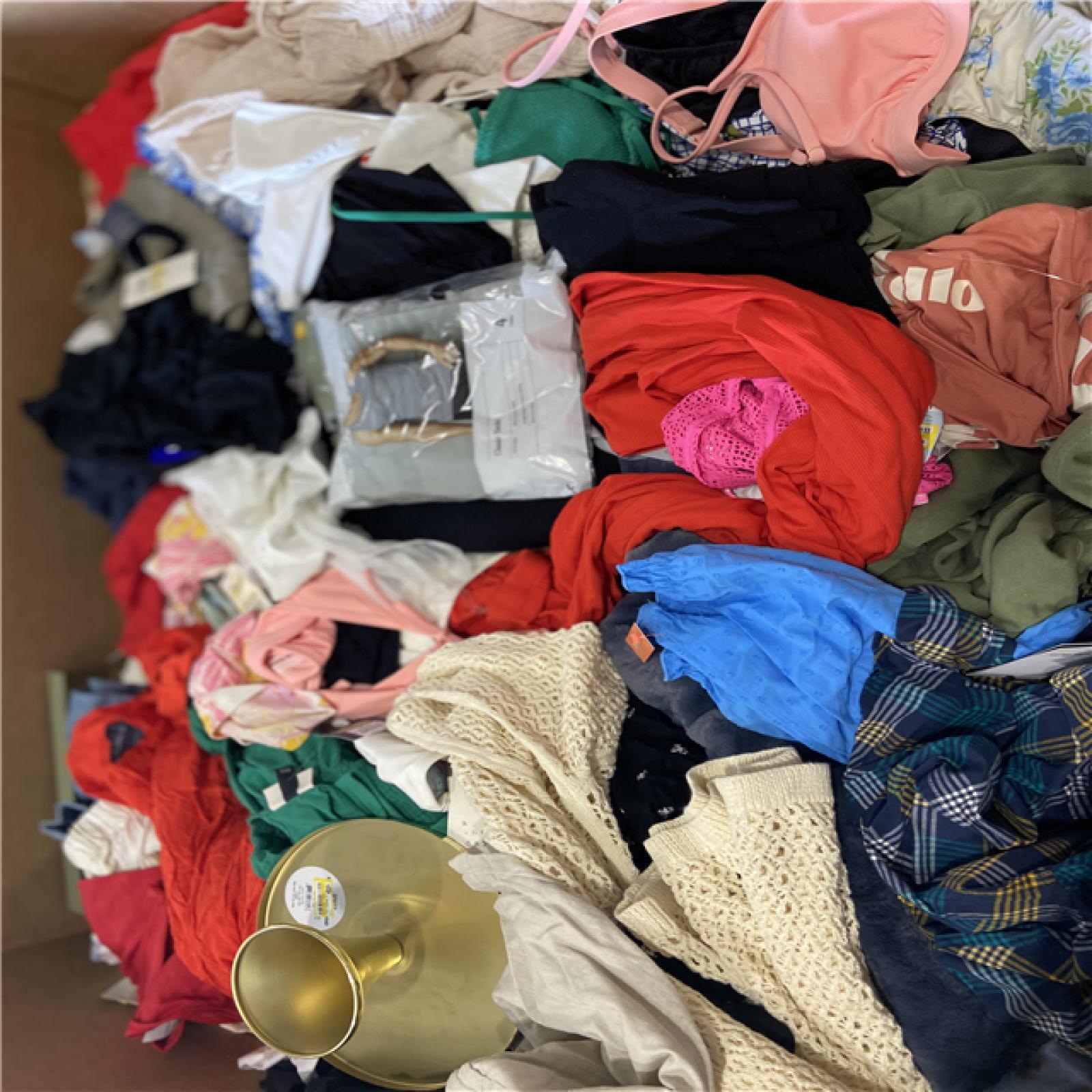 DALLAS LOCATION - BULLSEYE CLOTHING, HOME GOODS PALLET