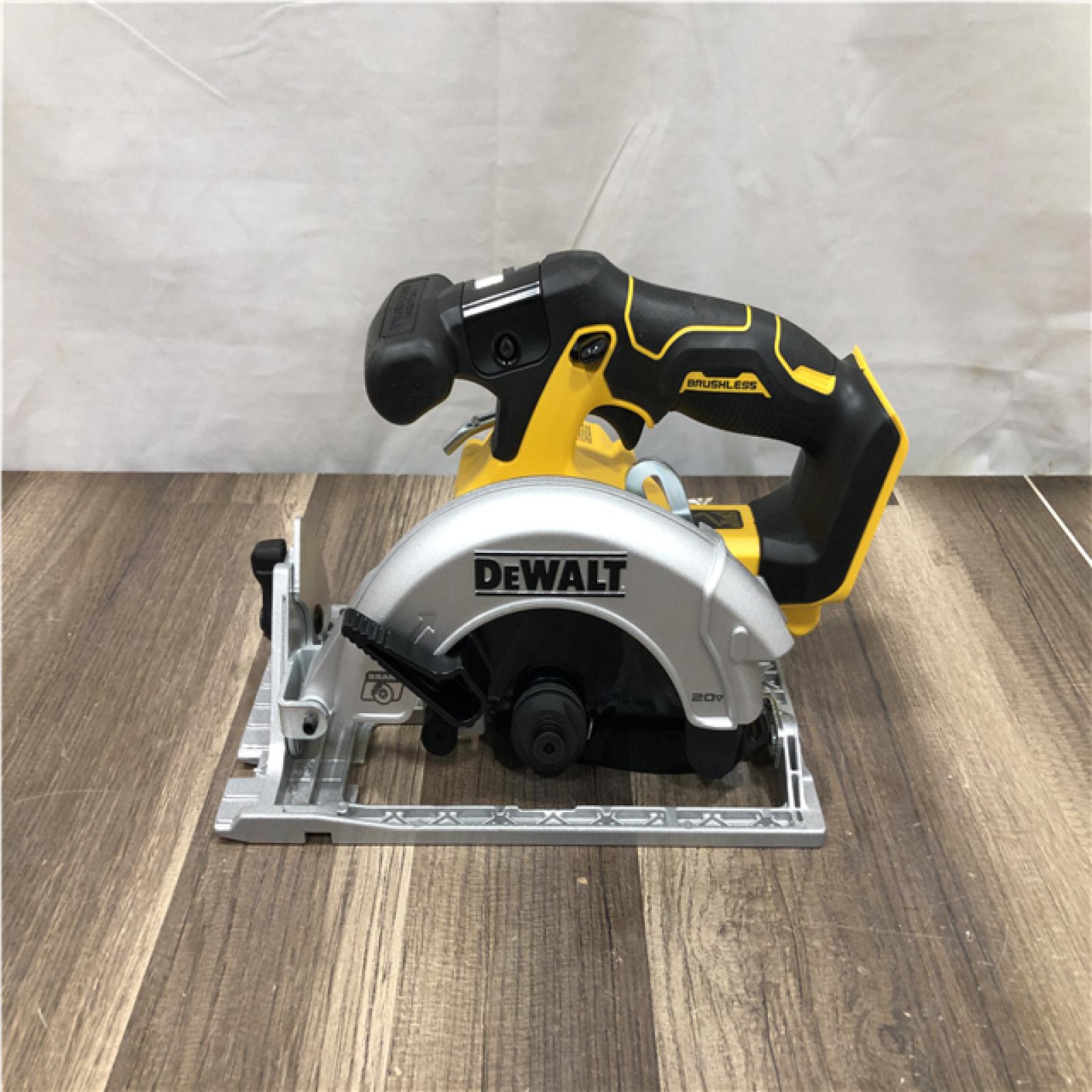 AS-IS DEWALT 20V MAX Cordless Brushless 6-1/2 in. Sidewinder Style Circular Saw (Tool Only)