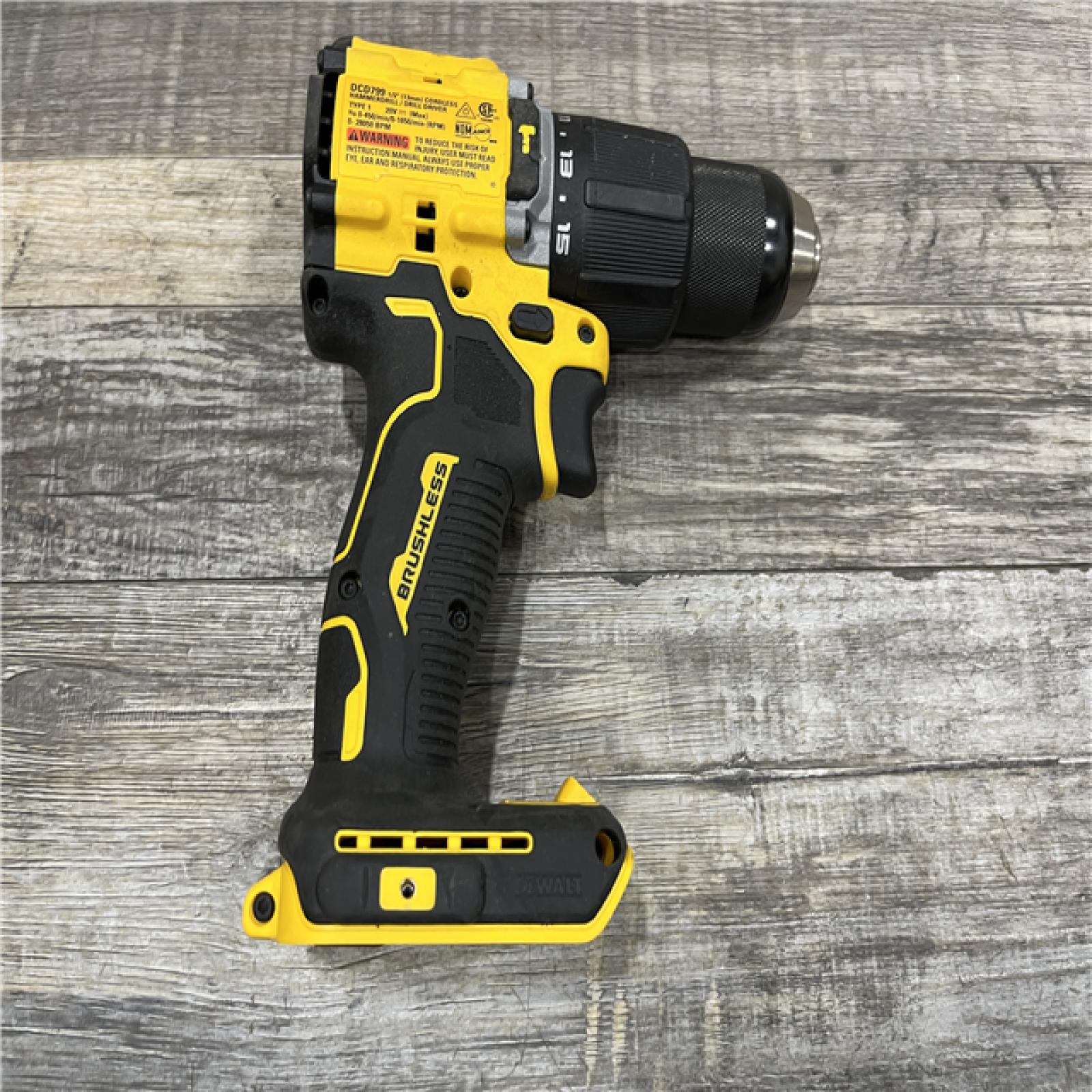AS-IS DEWALT ATOMIC 20V Lithium-Ion Cordless 1/2 in. Hammer Drill Kit