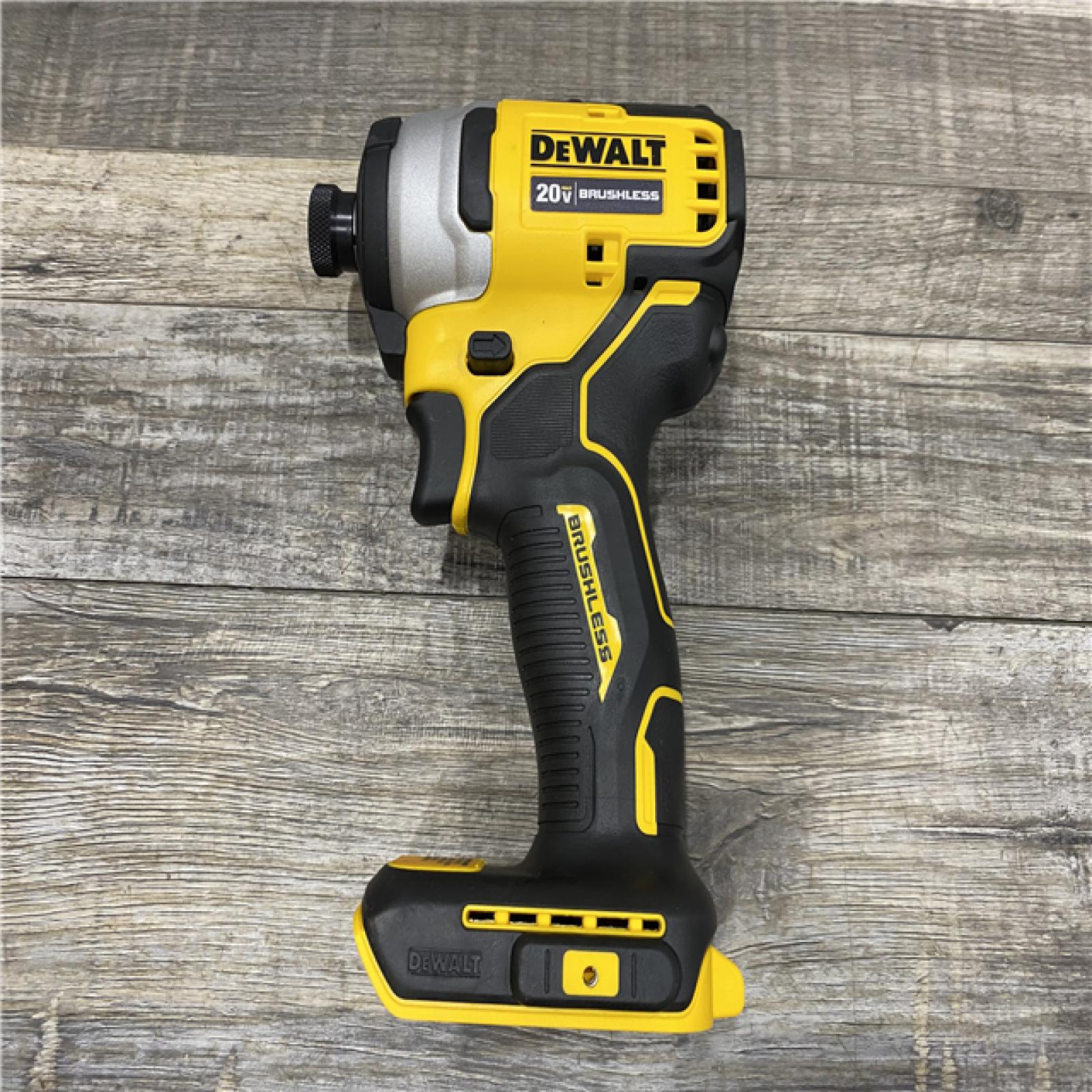 AS-IS DEWALT Atomic 20V Max Lithium-Ion Brushless Cordless Compact 1/4 in. Impact Driver Kit