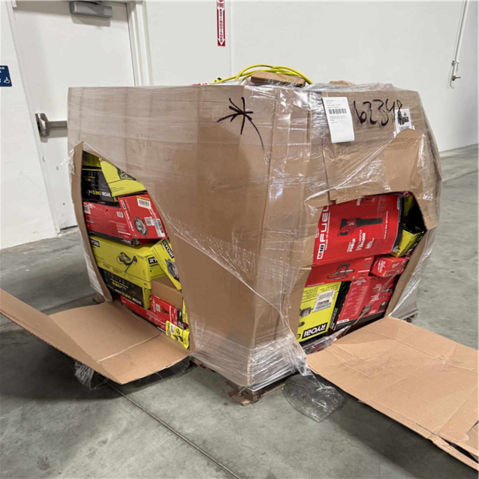 California AS-IS POWER TOOLS Partial Lot (3 Pallets) P-R062348